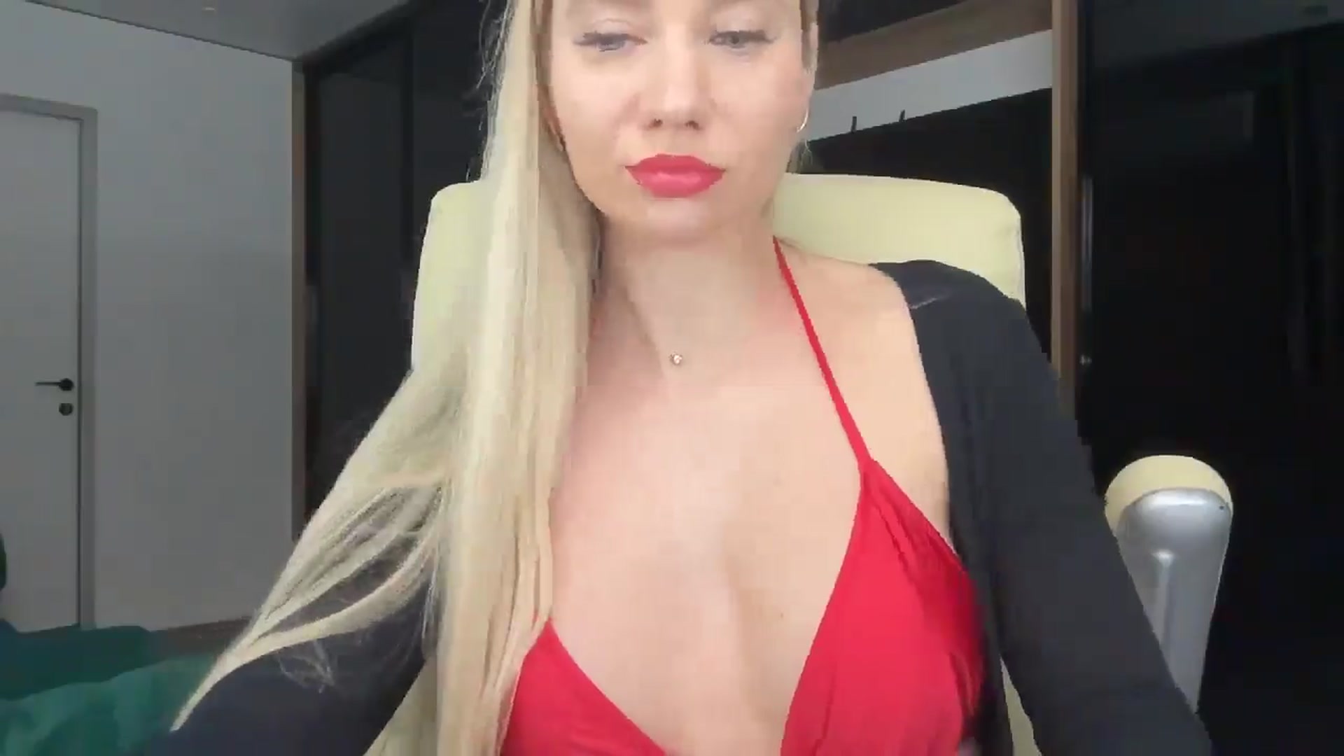 Gallery image thumbnail from Miss_Sylvia's myfreecams stream on, 02/09/2026, 19:45 image 2 of 20