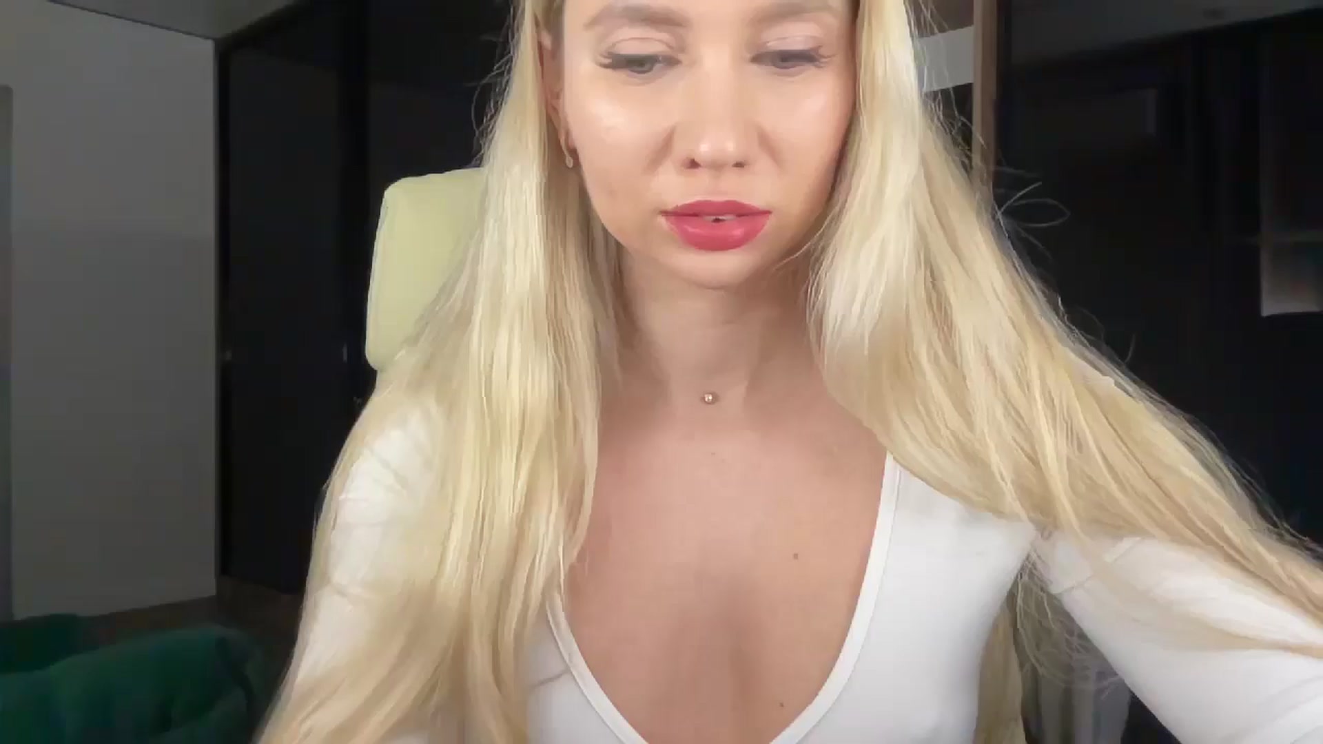 Gallery image thumbnail from Miss_Sylvia's myfreecams stream on, 02/10/2026, 20:09 image 19 of 20