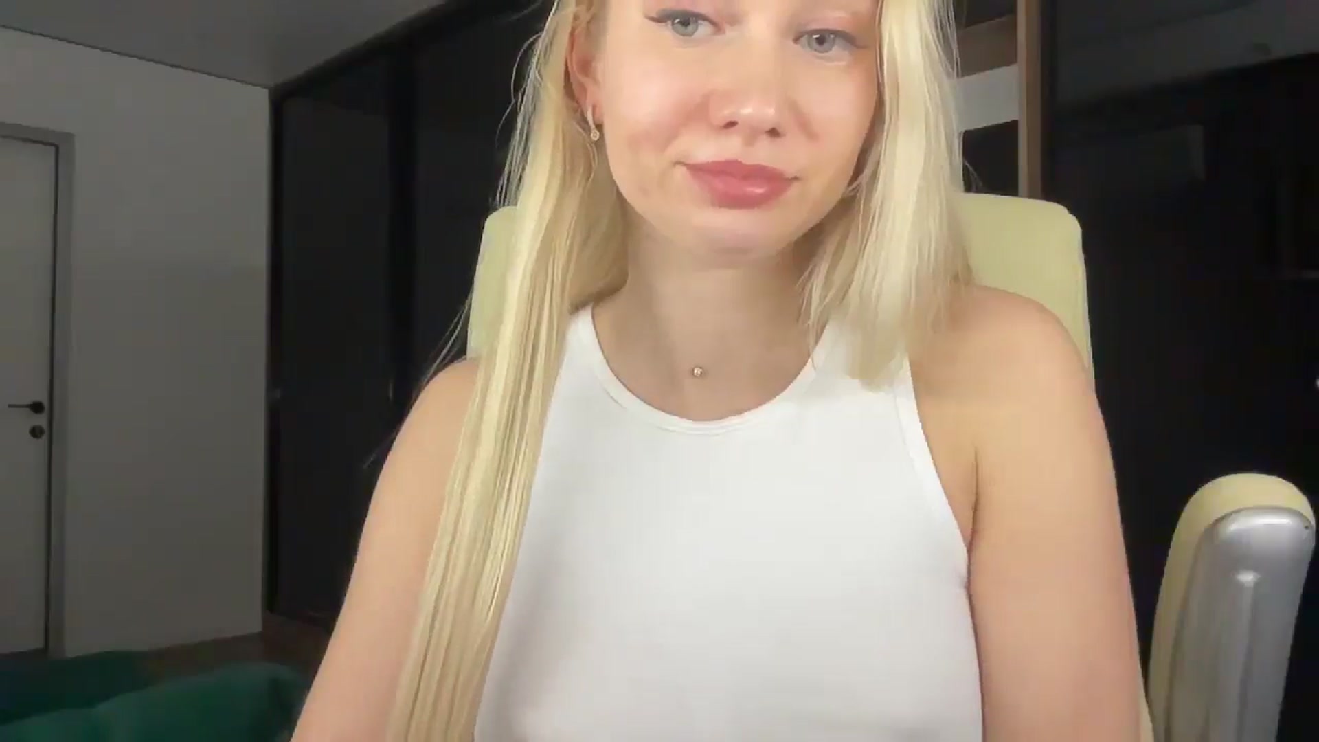 Gallery image thumbnail from Miss_Sylvia's myfreecams stream on, 02/14/2026, 19:27 image 3 of 20