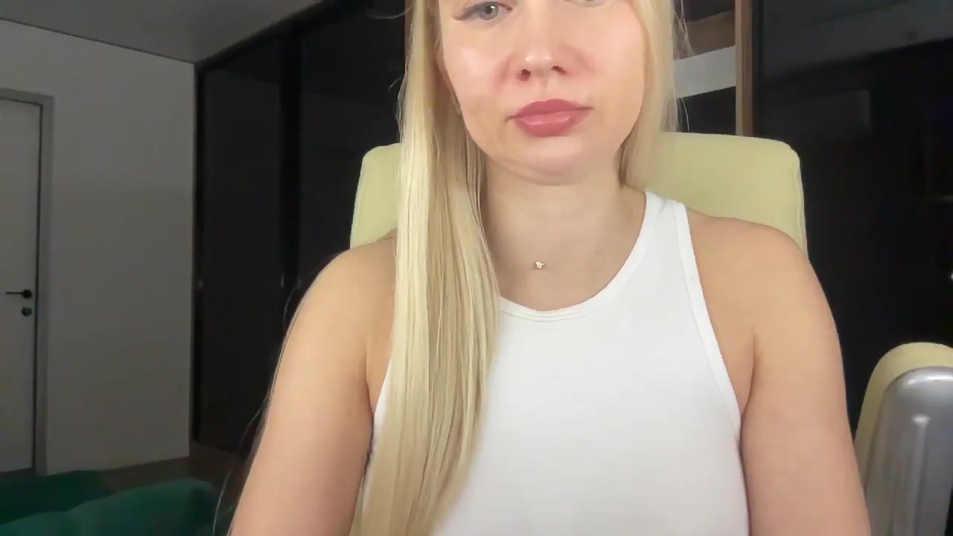 Gallery image thumbnail from Miss_Sylvia's myfreecams stream on, 02/14/2026, 19:27 image 5 of 20