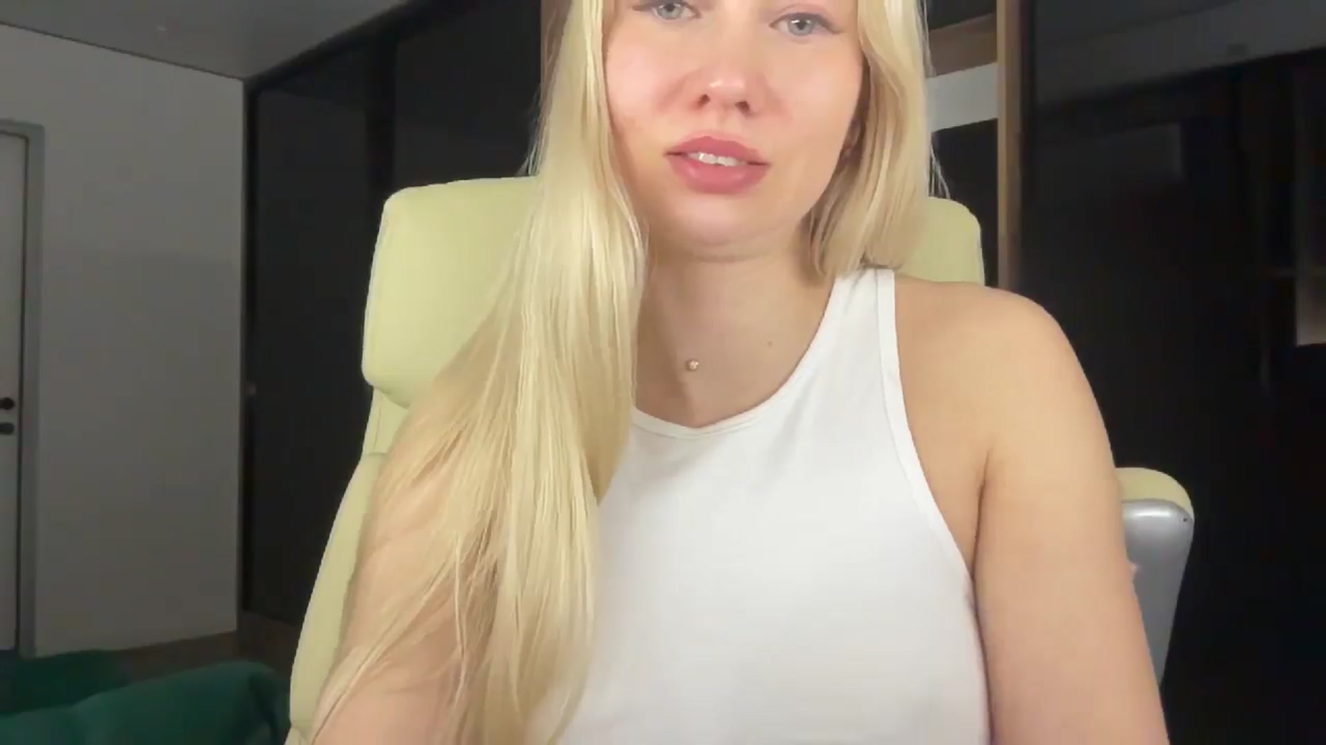 Gallery image thumbnail from Miss_Sylvia's myfreecams stream on, 02/14/2026, 19:48 image 12 of 20