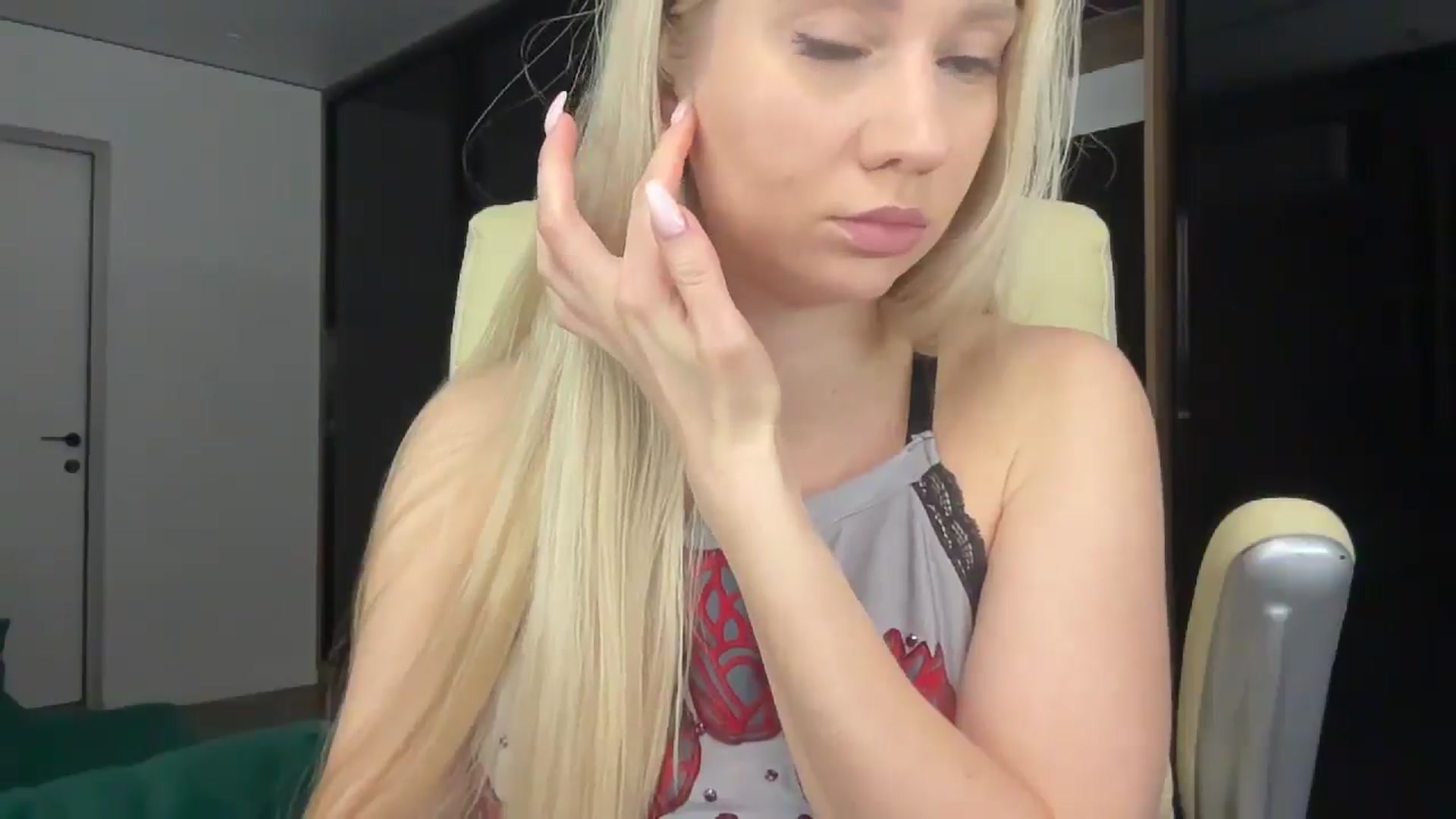 Gallery image thumbnail from Miss_Sylvia's myfreecams stream on, 02/16/2026, 18:52 image 14 of 20