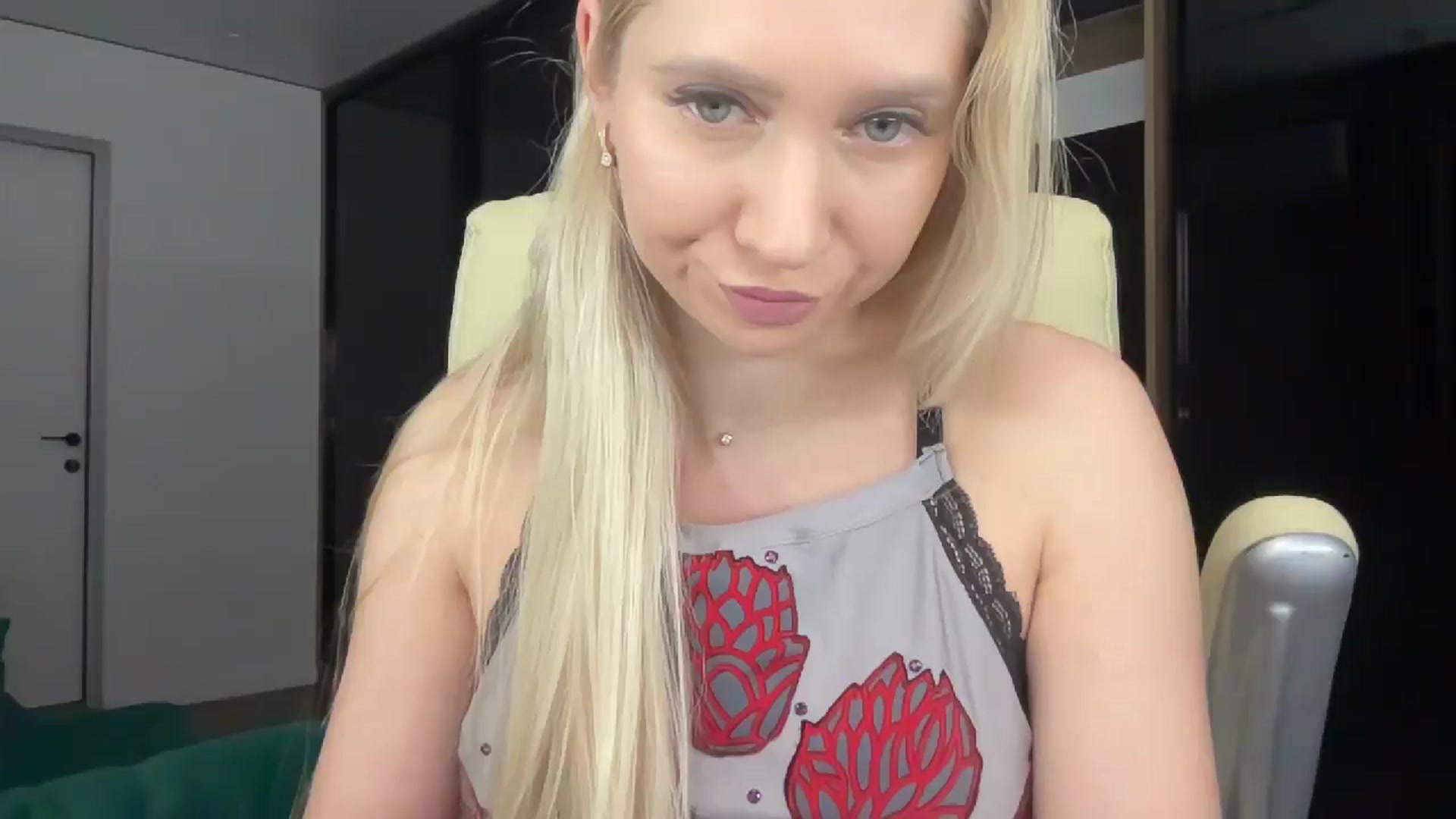 Gallery image thumbnail from Miss_Sylvia's myfreecams stream on, 02/16/2026, 18:52 image 17 of 20