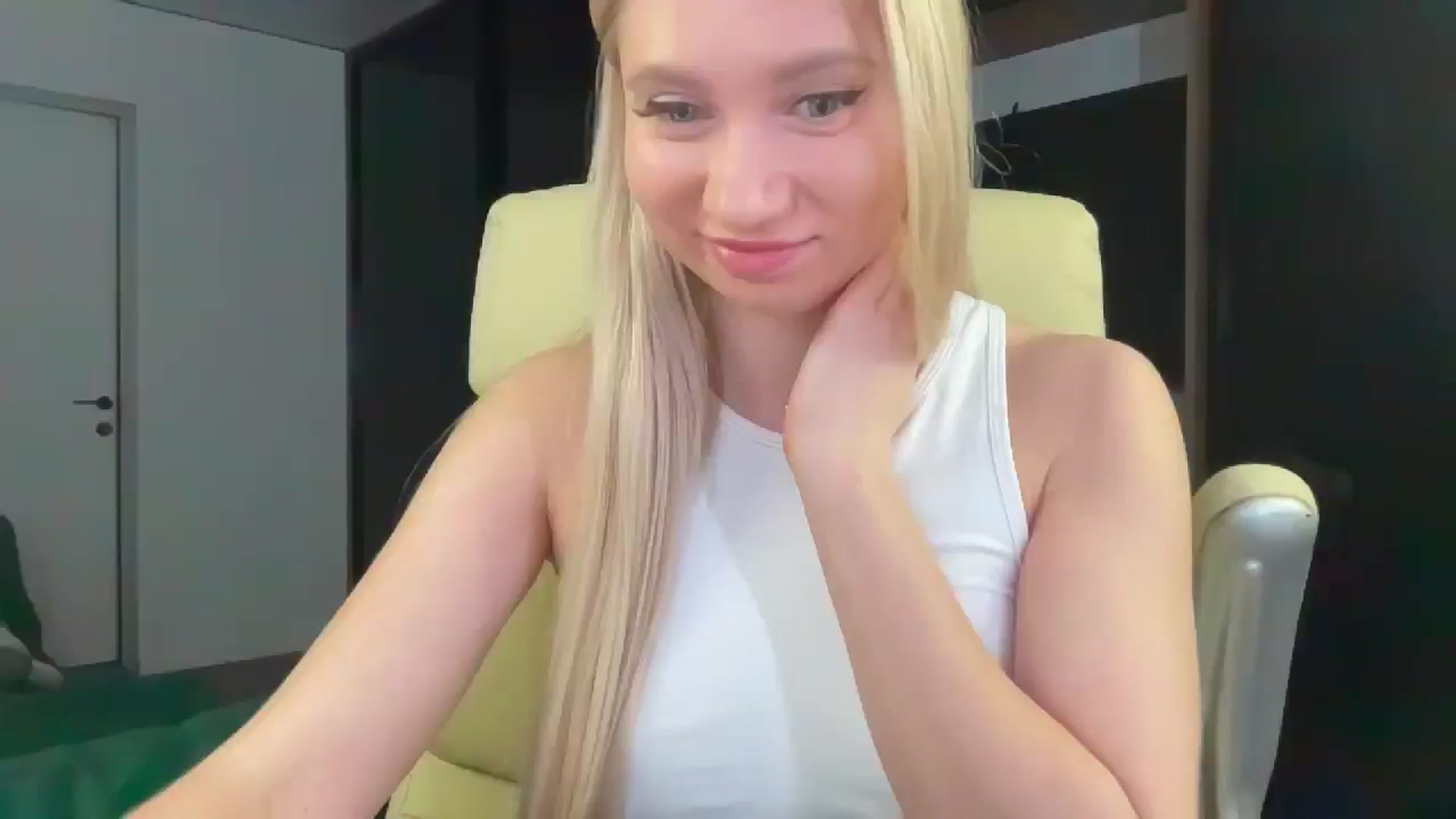 Gallery image thumbnail from Miss_Sylvia's myfreecams stream on, 02/17/2026, 20:06 image 9 of 20