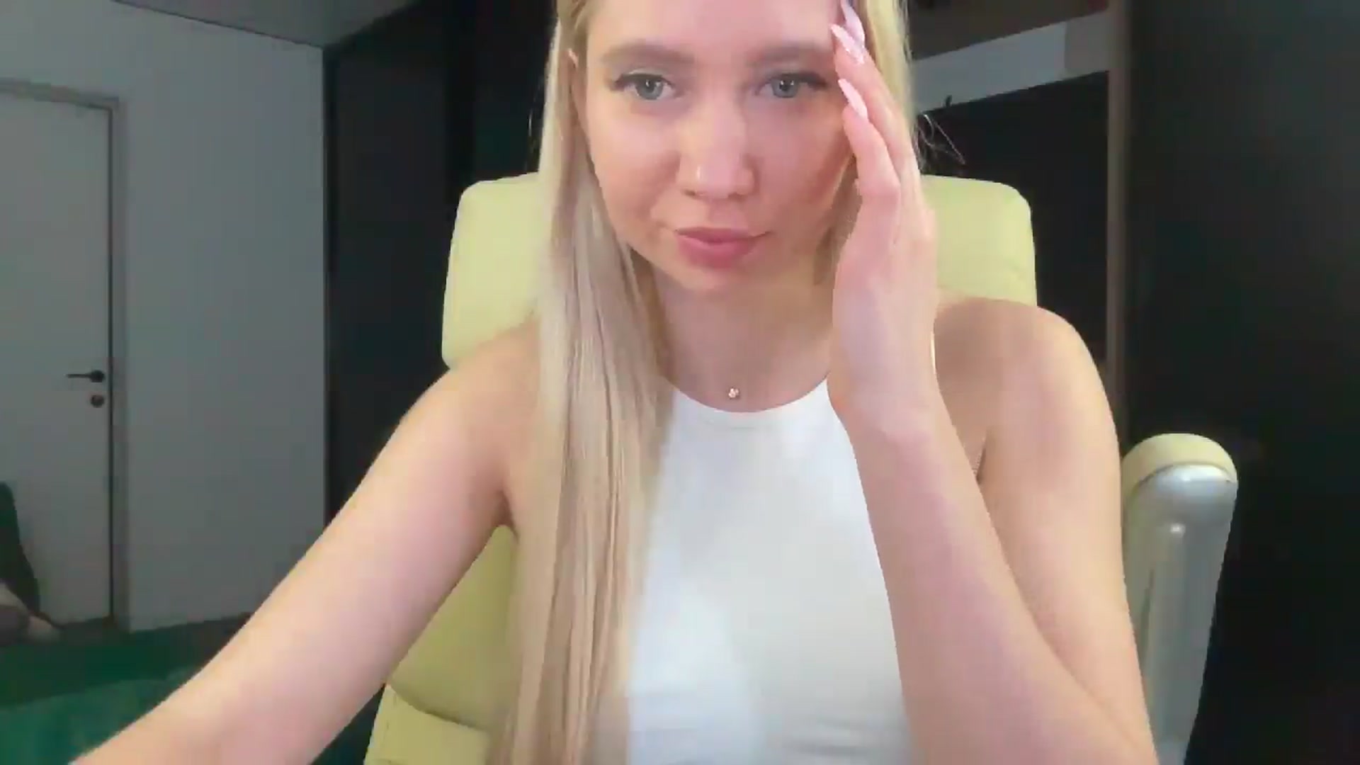 Gallery image thumbnail from Miss_Sylvia's myfreecams stream on, 02/17/2026, 20:06 image 10 of 20