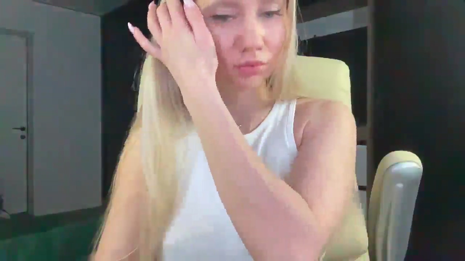 Gallery image thumbnail from Miss_Sylvia's myfreecams stream on, 02/17/2026, 20:36 image 7 of 20
