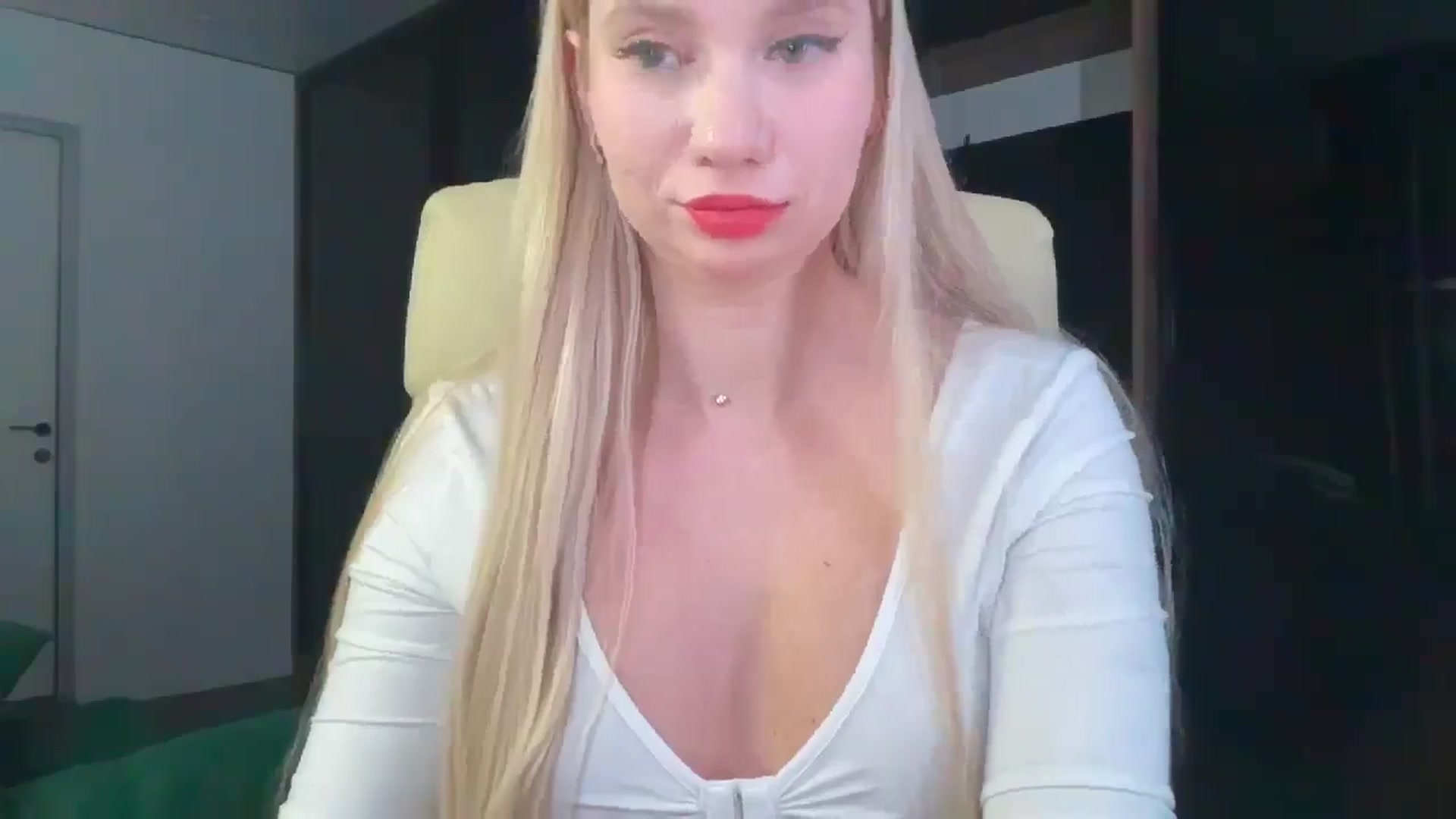 Gallery image thumbnail from Miss_Sylvia's myfreecams stream on, 02/18/2026, 21:56 image 19 of 20