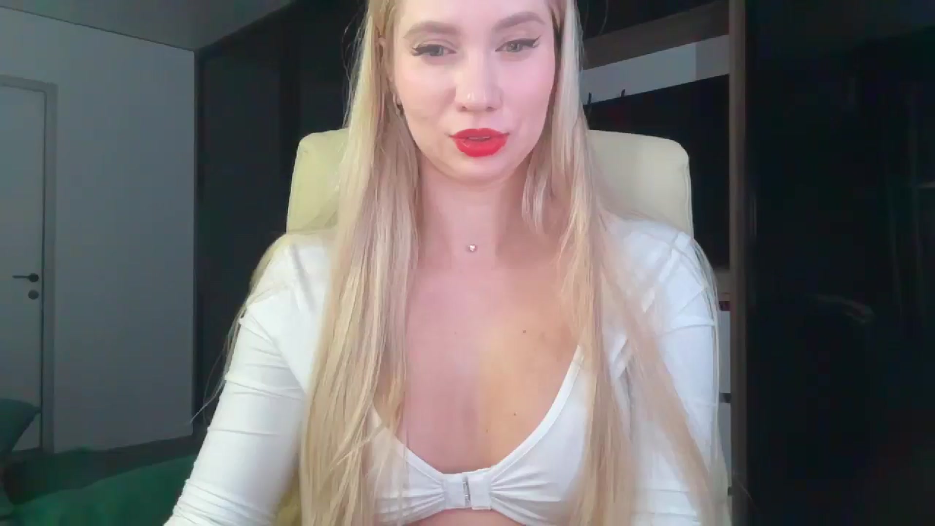 Gallery image thumbnail from Miss_Sylvia's myfreecams stream on, 02/18/2026, 21:56 image 2 of 20