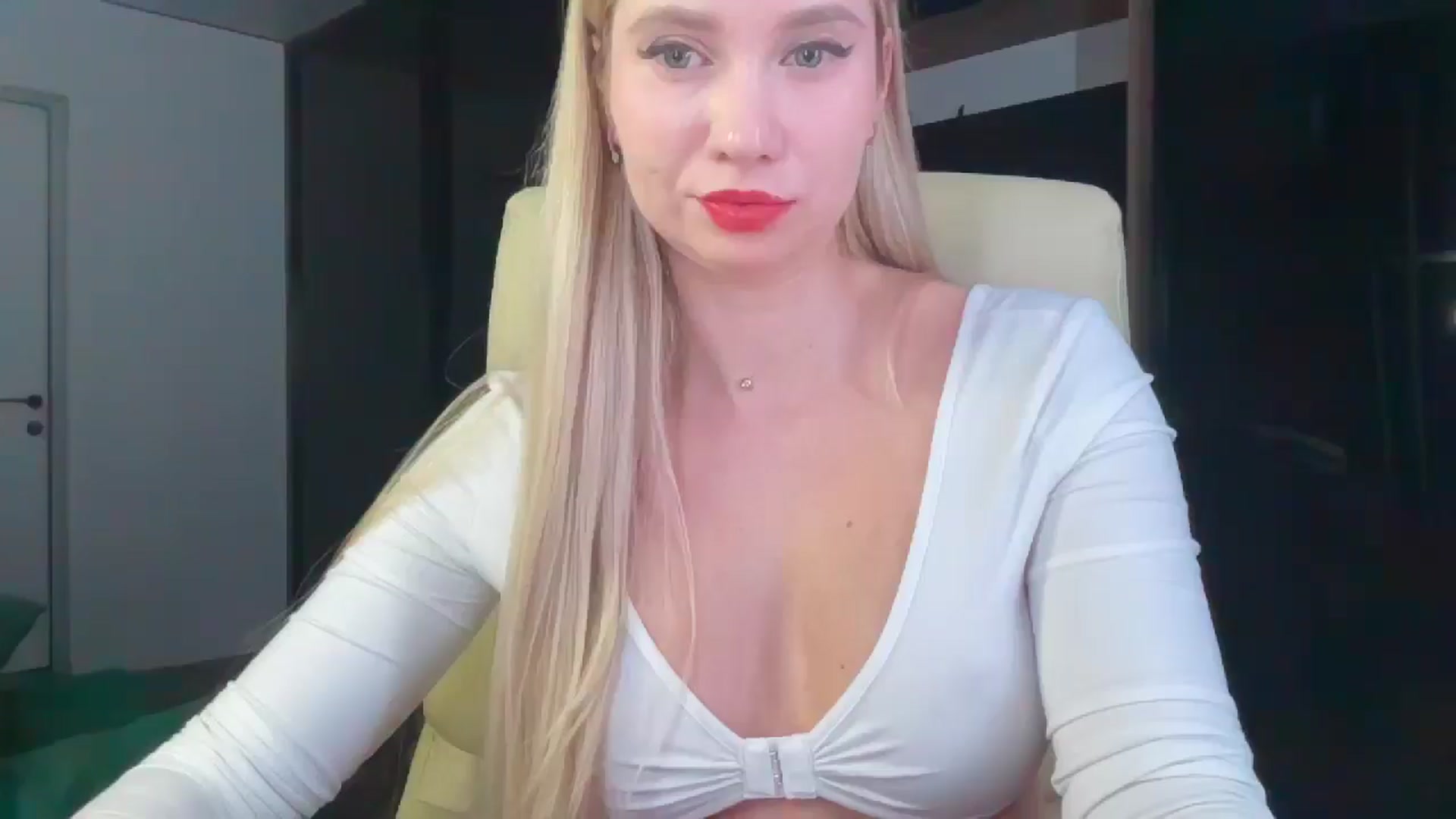 Gallery image thumbnail from Miss_Sylvia's myfreecams stream on, 02/18/2026, 21:56 image 20 of 20