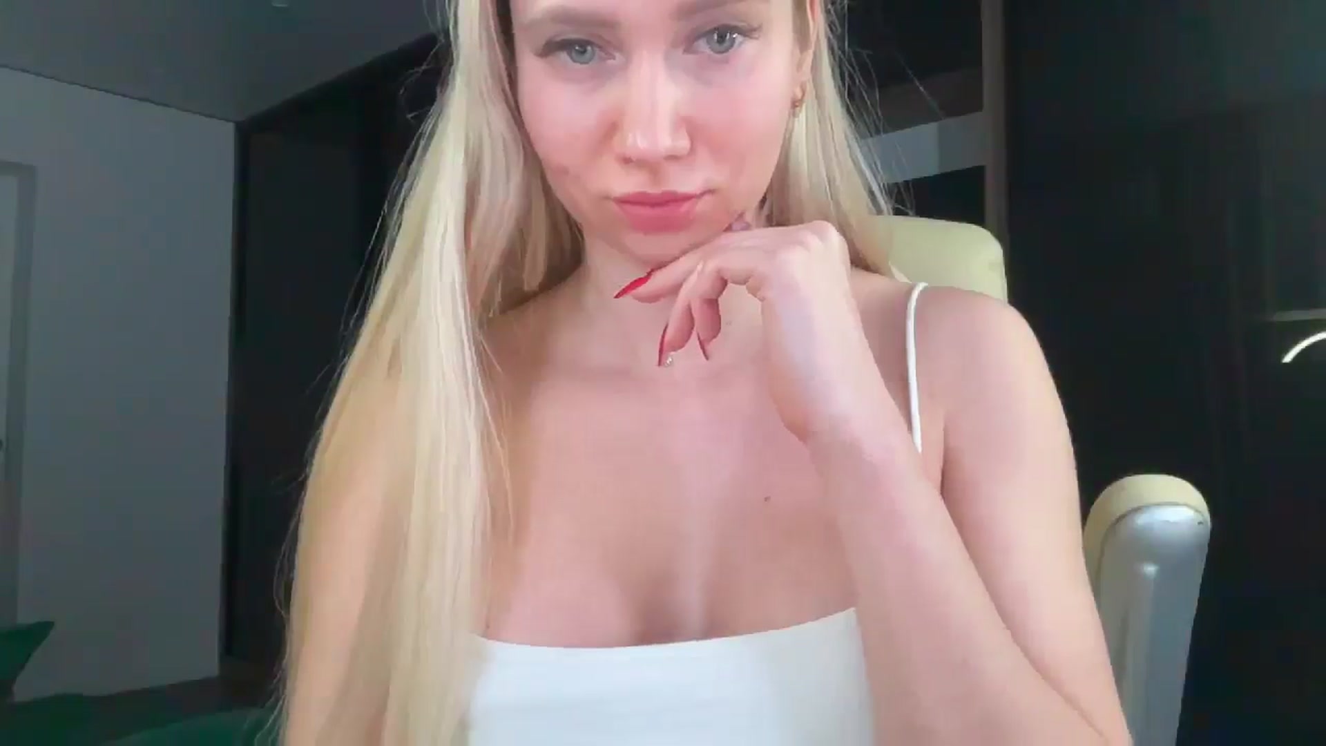 Gallery image thumbnail from Miss_Sylvia's myfreecams stream on, 02/19/2026, 19:56 image 19 of 20