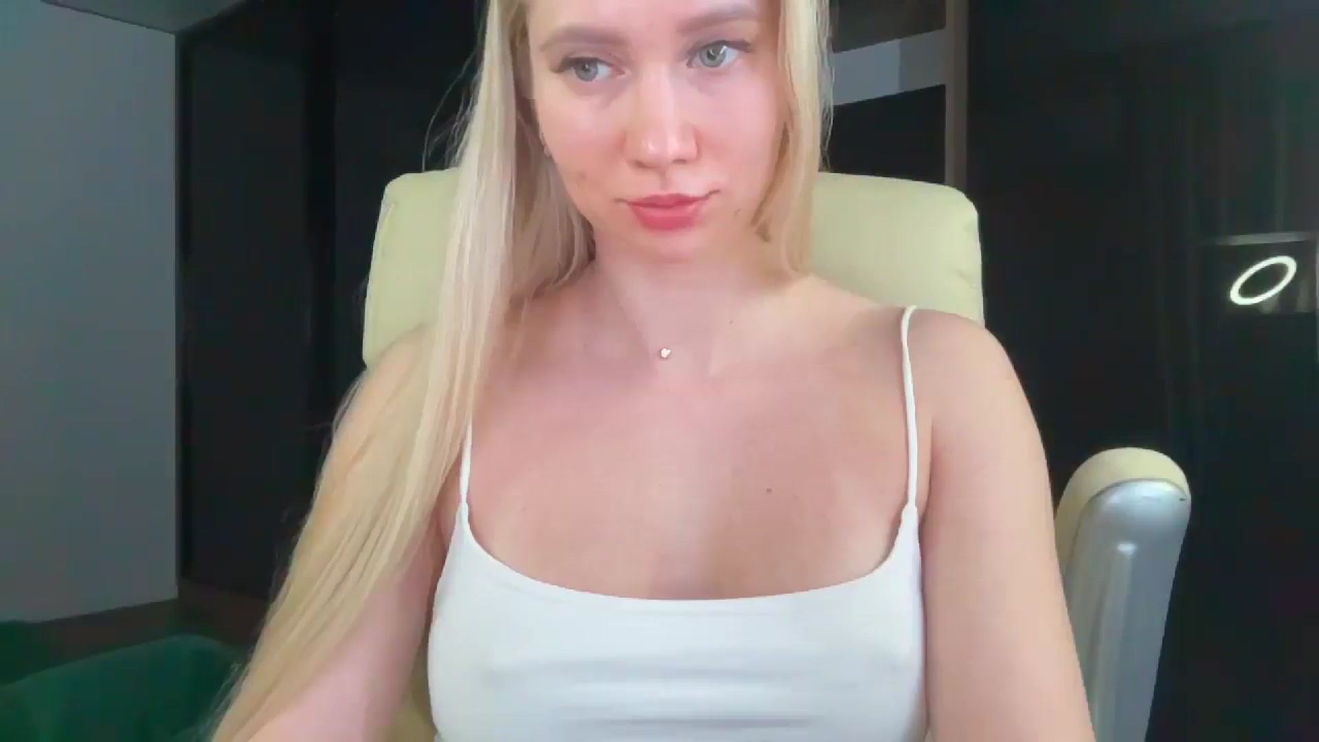 Gallery image thumbnail from Miss_Sylvia's myfreecams stream on, 02/19/2026, 21:51 image 18 of 20