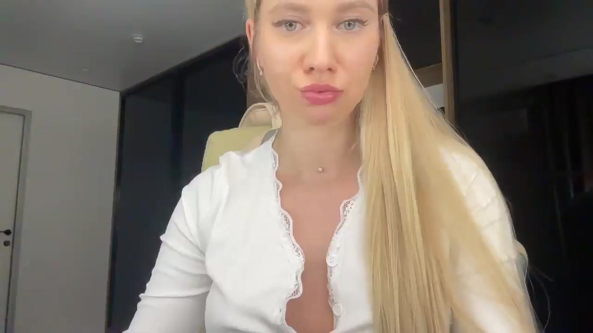 Gallery image thumbnail from Miss_Sylvia's myfreecams stream on, 02/20/2026, 18:48 image 8 of 20