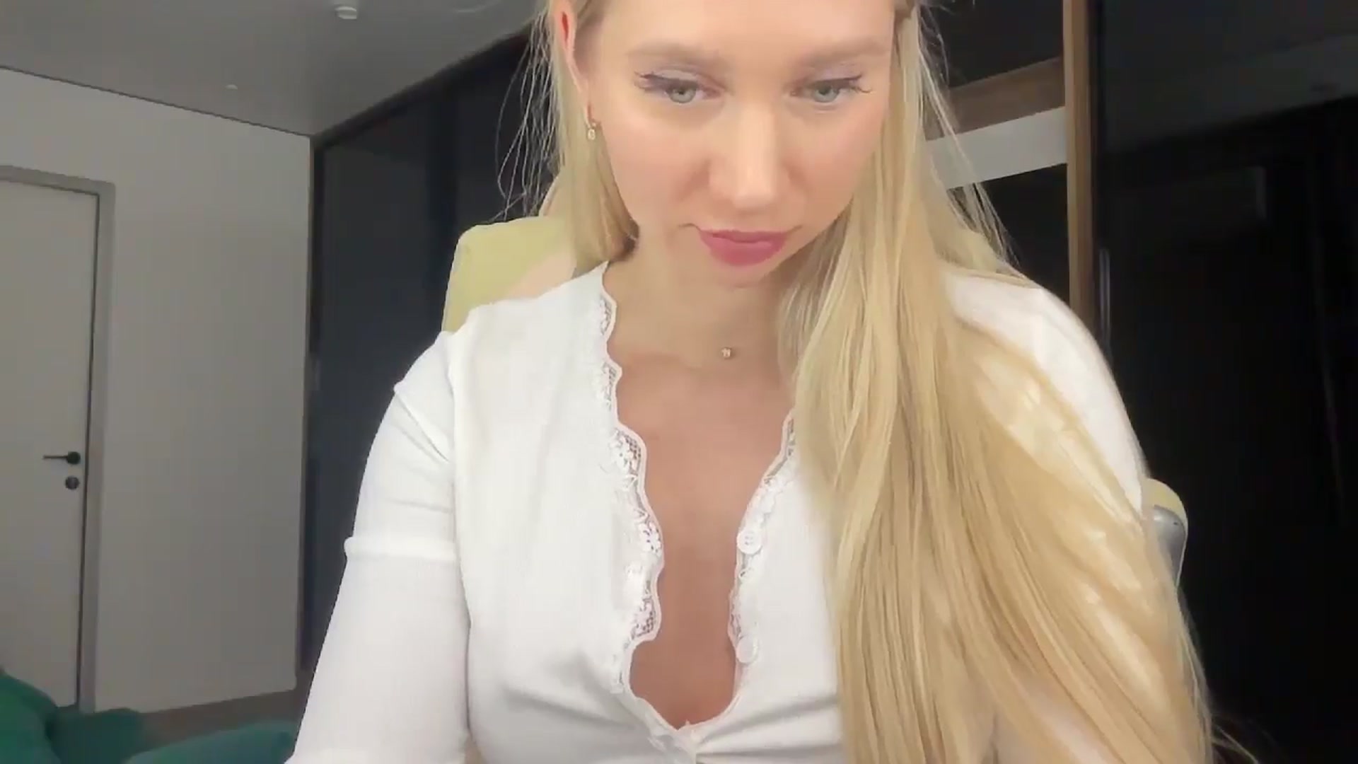 Gallery image thumbnail from Miss_Sylvia's myfreecams stream on, 02/20/2026, 19:13 image 2 of 20