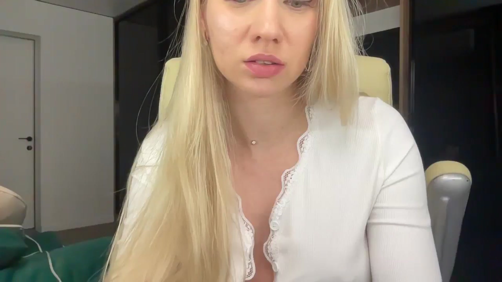 Gallery image thumbnail from Miss_Sylvia's myfreecams stream on, 02/20/2026, 20:24 image 11 of 20