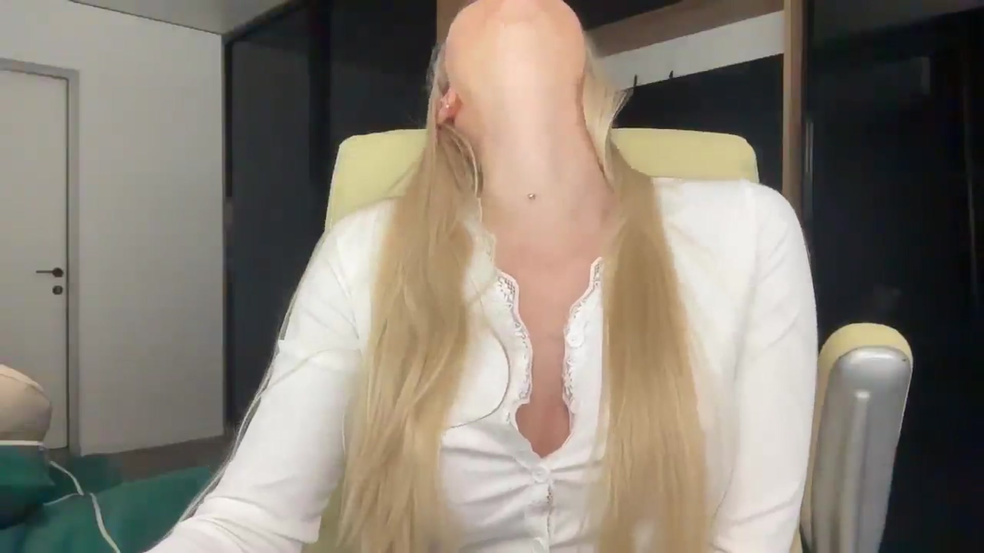Gallery image thumbnail from Miss_Sylvia's myfreecams stream on, 02/20/2026, 20:24 image 9 of 20