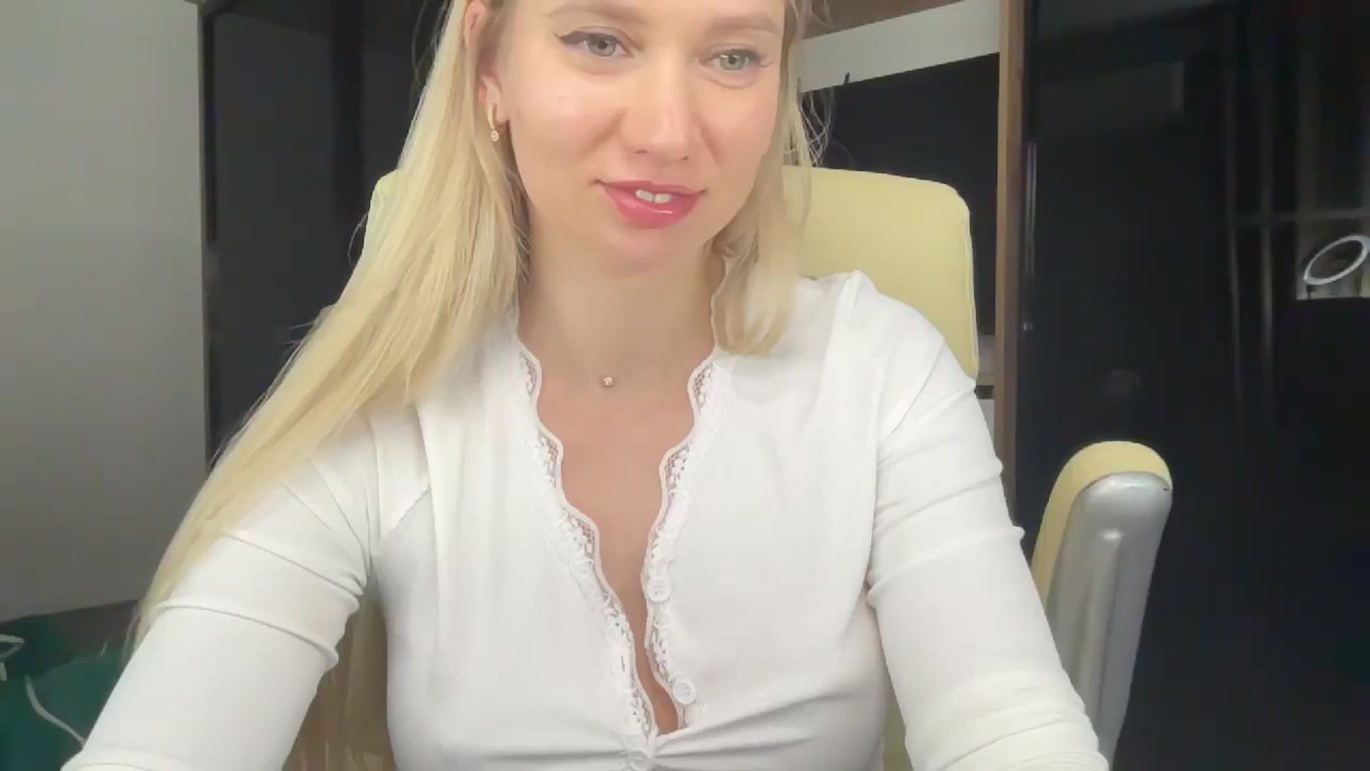 Gallery image thumbnail from Miss_Sylvia's myfreecams stream on, 02/20/2026, 22:19 image 15 of 20