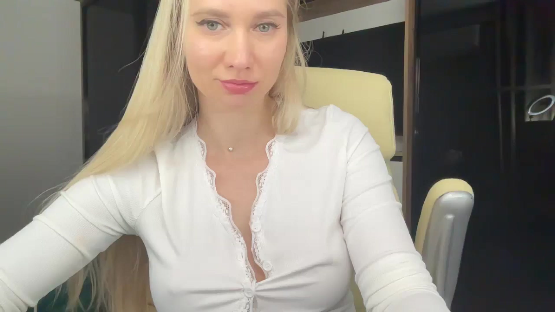 Gallery image thumbnail from Miss_Sylvia's myfreecams stream on, 02/20/2026, 22:19 image 14 of 20