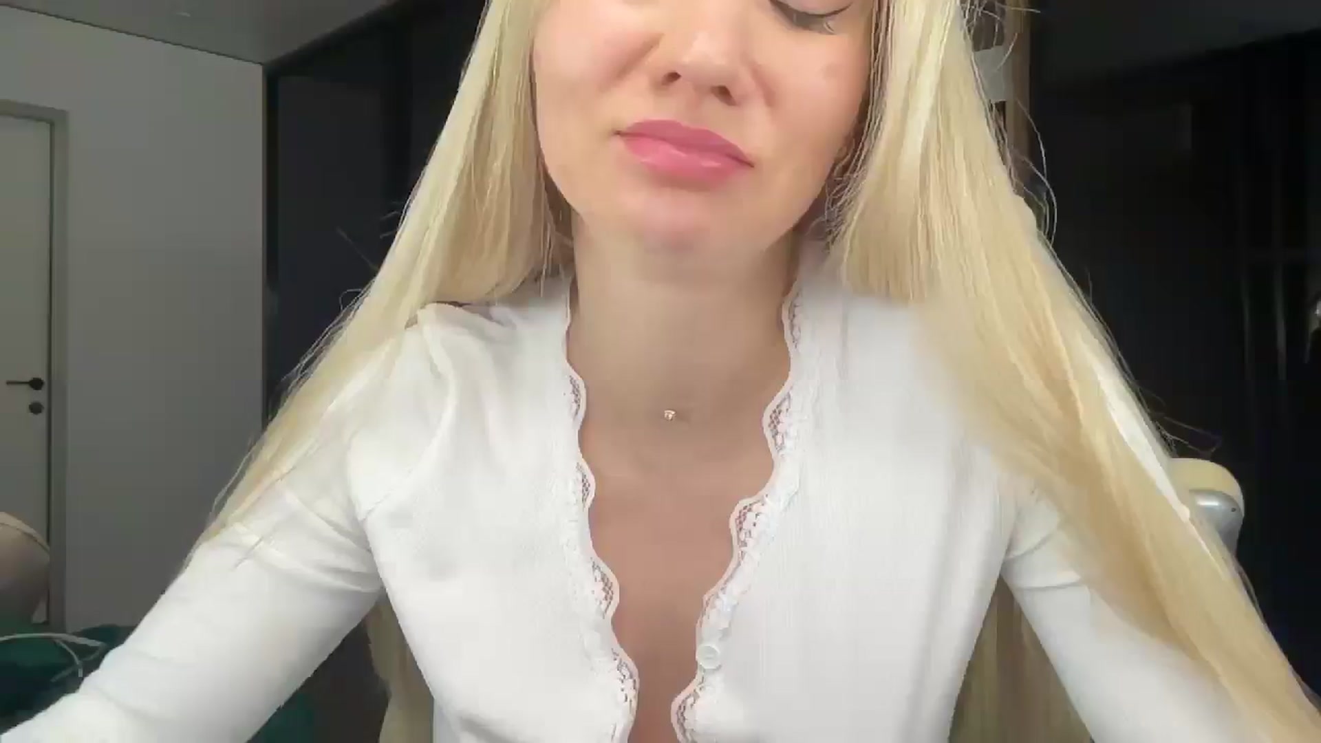 Gallery image thumbnail from Miss_Sylvia's myfreecams stream on, 02/20/2026, 22:47 image 9 of 20