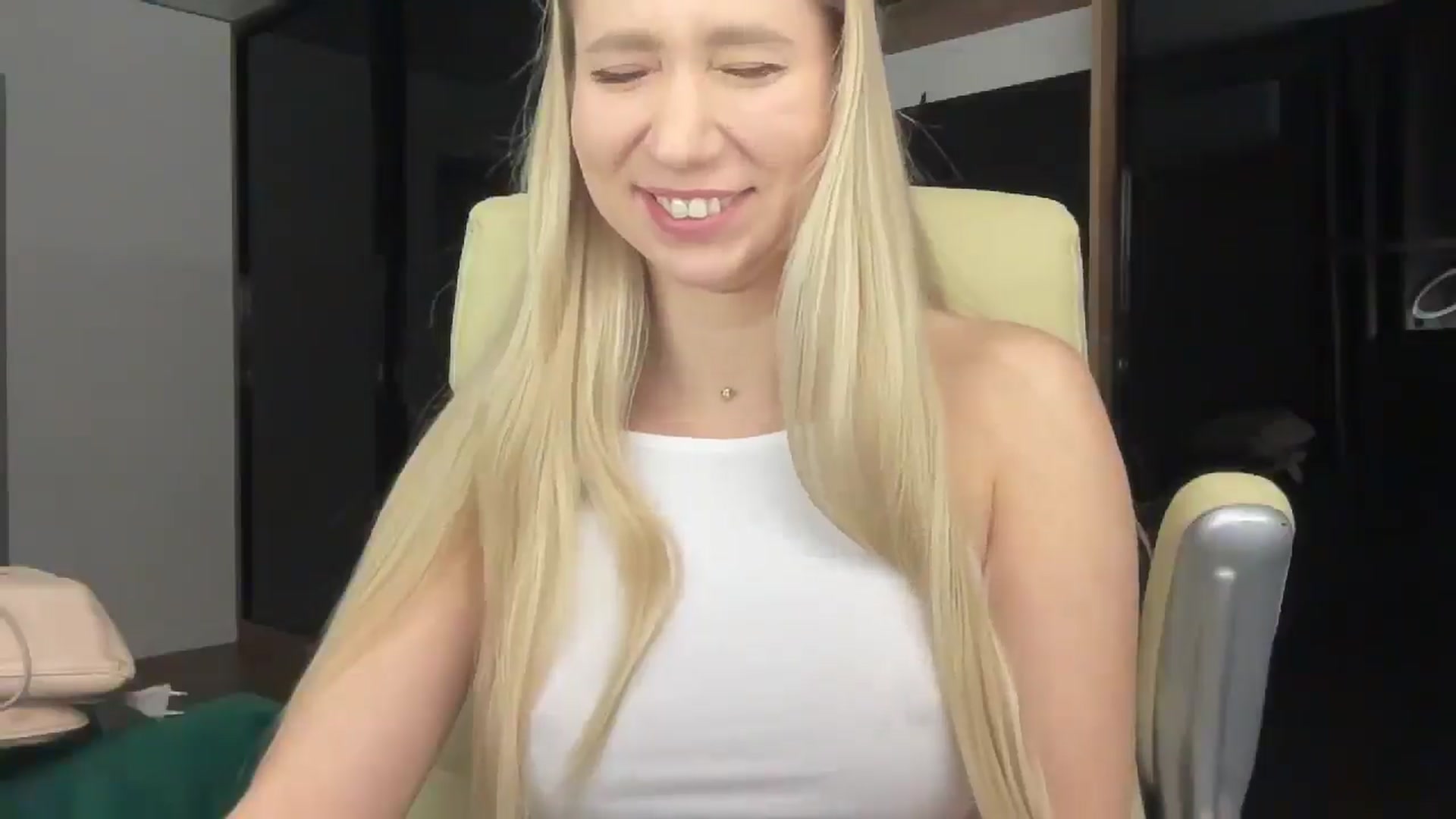 Gallery image thumbnail from Miss_Sylvia's myfreecams stream on, 02/22/2026, 21:04 image 6 of 20