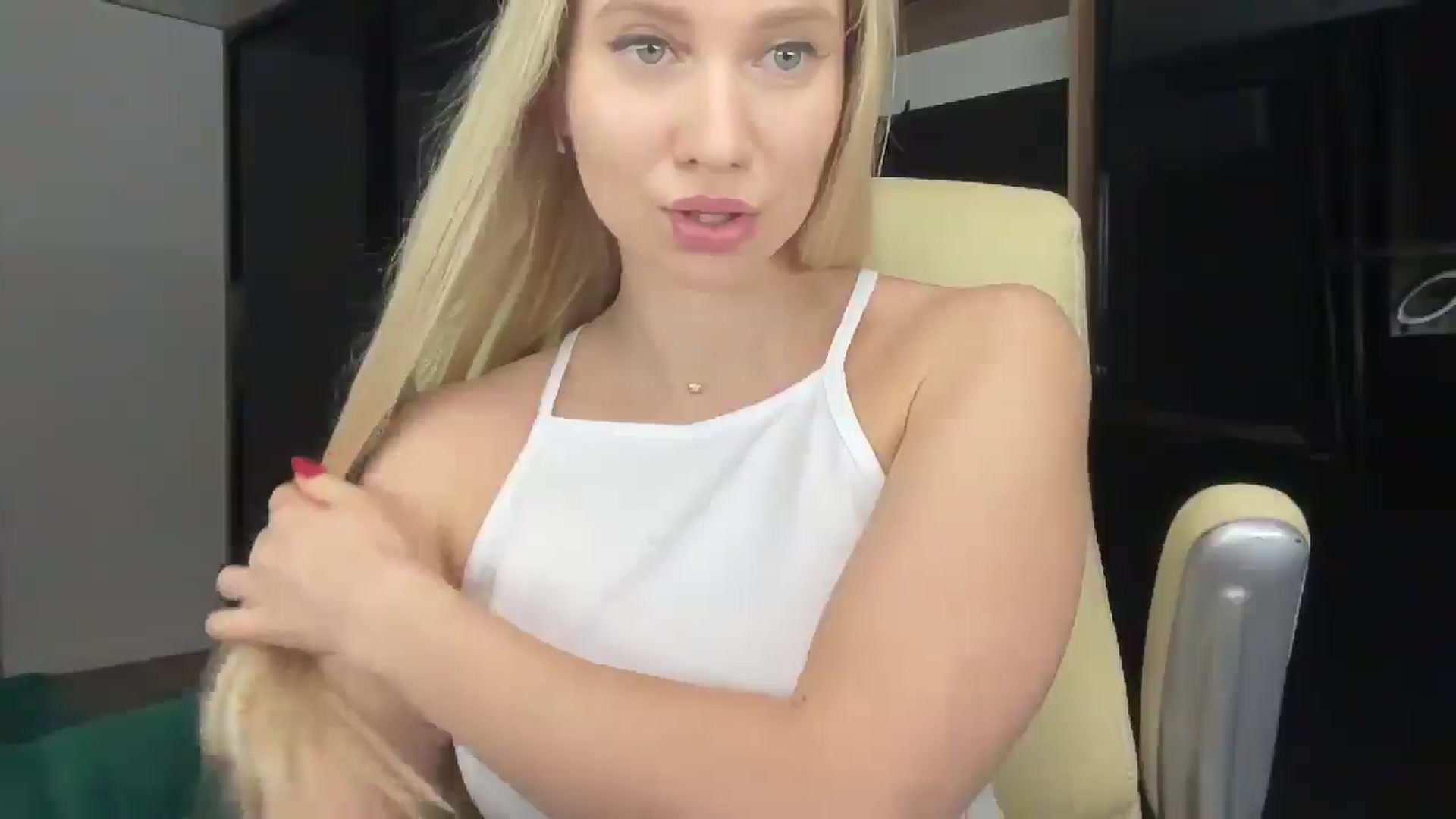 Gallery image thumbnail from Miss_Sylvia's myfreecams stream on, 02/22/2026, 21:04 image 10 of 20
