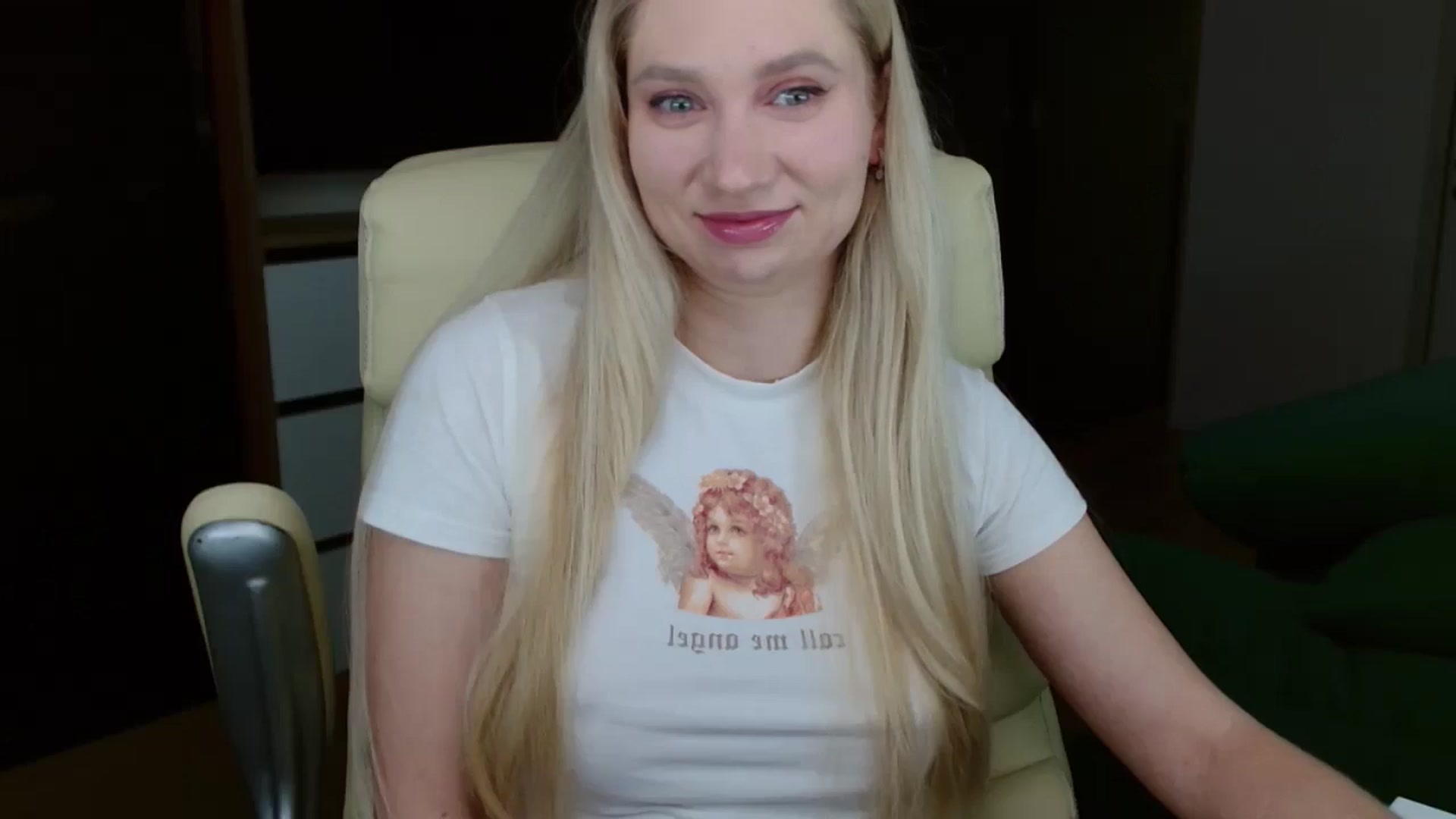 Gallery image thumbnail from Miss_Sylvia's myfreecams stream on, 02/24/2026, 19:05 image 6 of 20