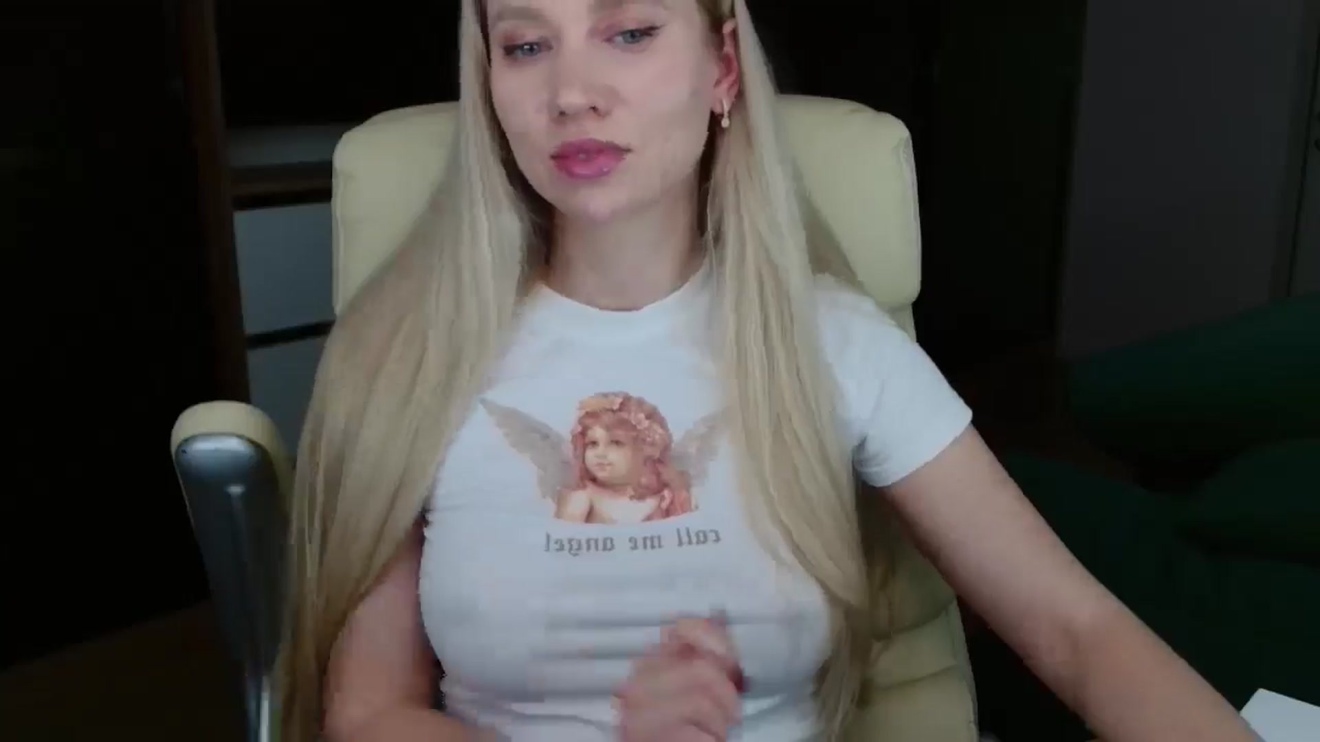 Gallery image thumbnail from Miss_Sylvia's myfreecams stream on, 02/24/2026, 19:05 image 19 of 20