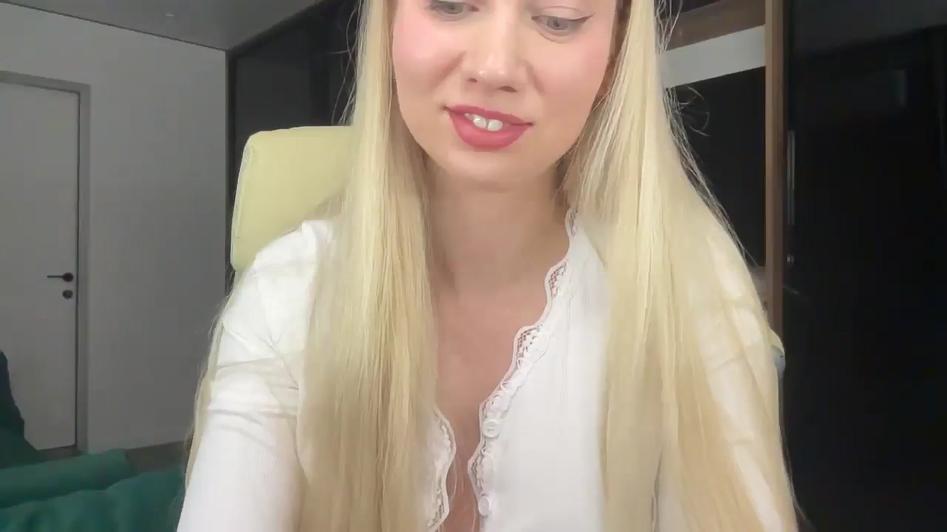 Gallery image thumbnail from Miss_Sylvia's myfreecams stream on, 02/26/2026, 19:30 image 20 of 20