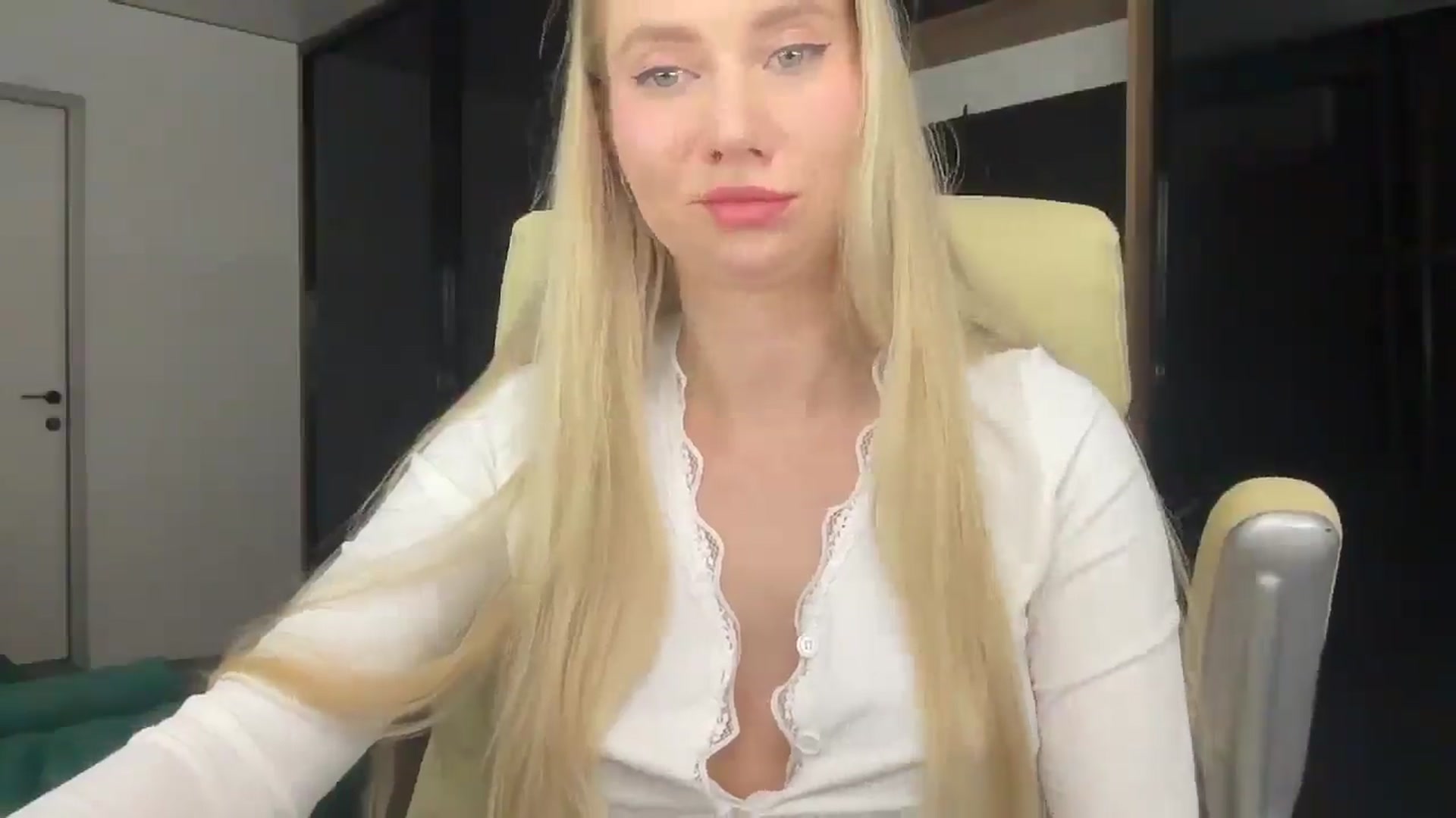 Gallery image thumbnail from Miss_Sylvia's myfreecams stream on, 02/26/2026, 20:47 image 10 of 20
