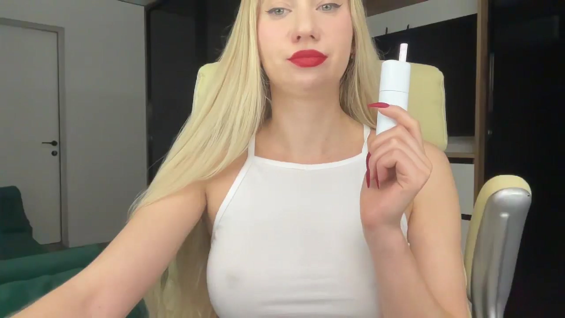Gallery image thumbnail from Miss_Sylvia's myfreecams stream on, 02/27/2026, 21:27 image 16 of 20