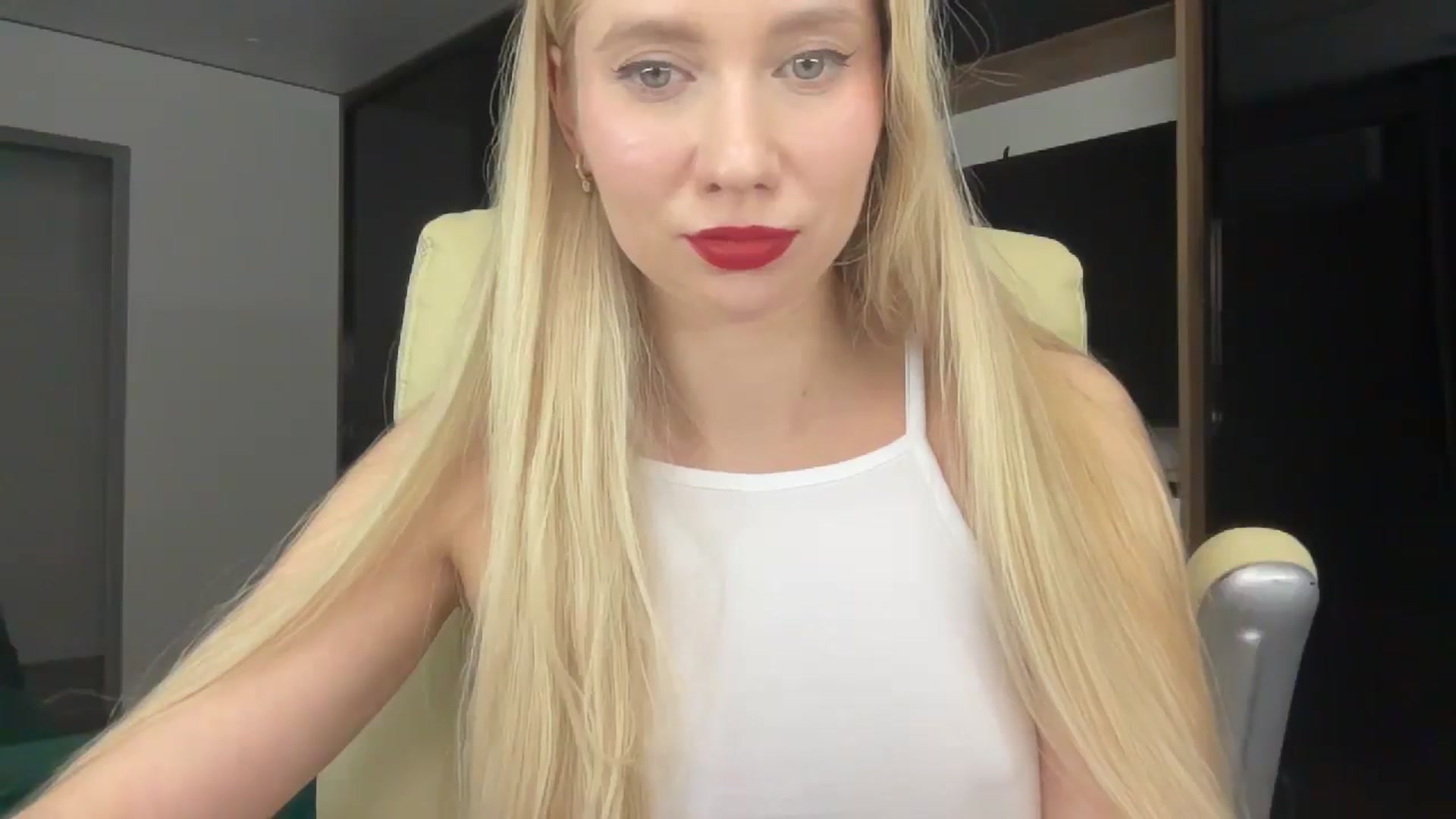 Gallery image thumbnail from Miss_Sylvia's myfreecams stream on, 02/27/2026, 22:14 image 2 of 20