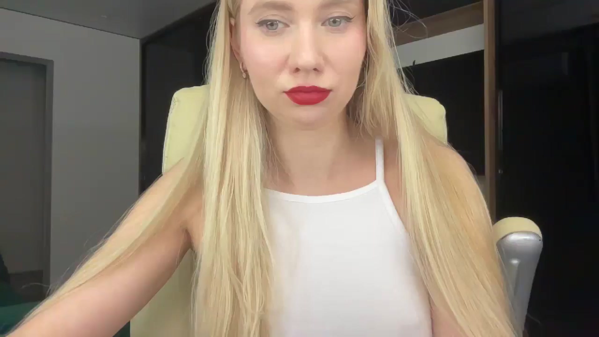 Gallery image thumbnail from Miss_Sylvia's myfreecams stream on, 02/27/2026, 22:14 image 1 of 20