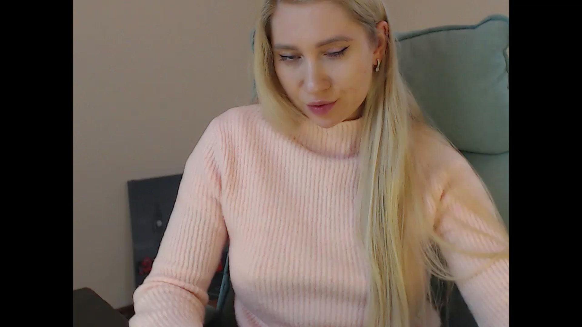 Gallery image thumbnail from Miss_Sylvia's myfreecams stream on, 03/01/2026, 20:48 image 16 of 20