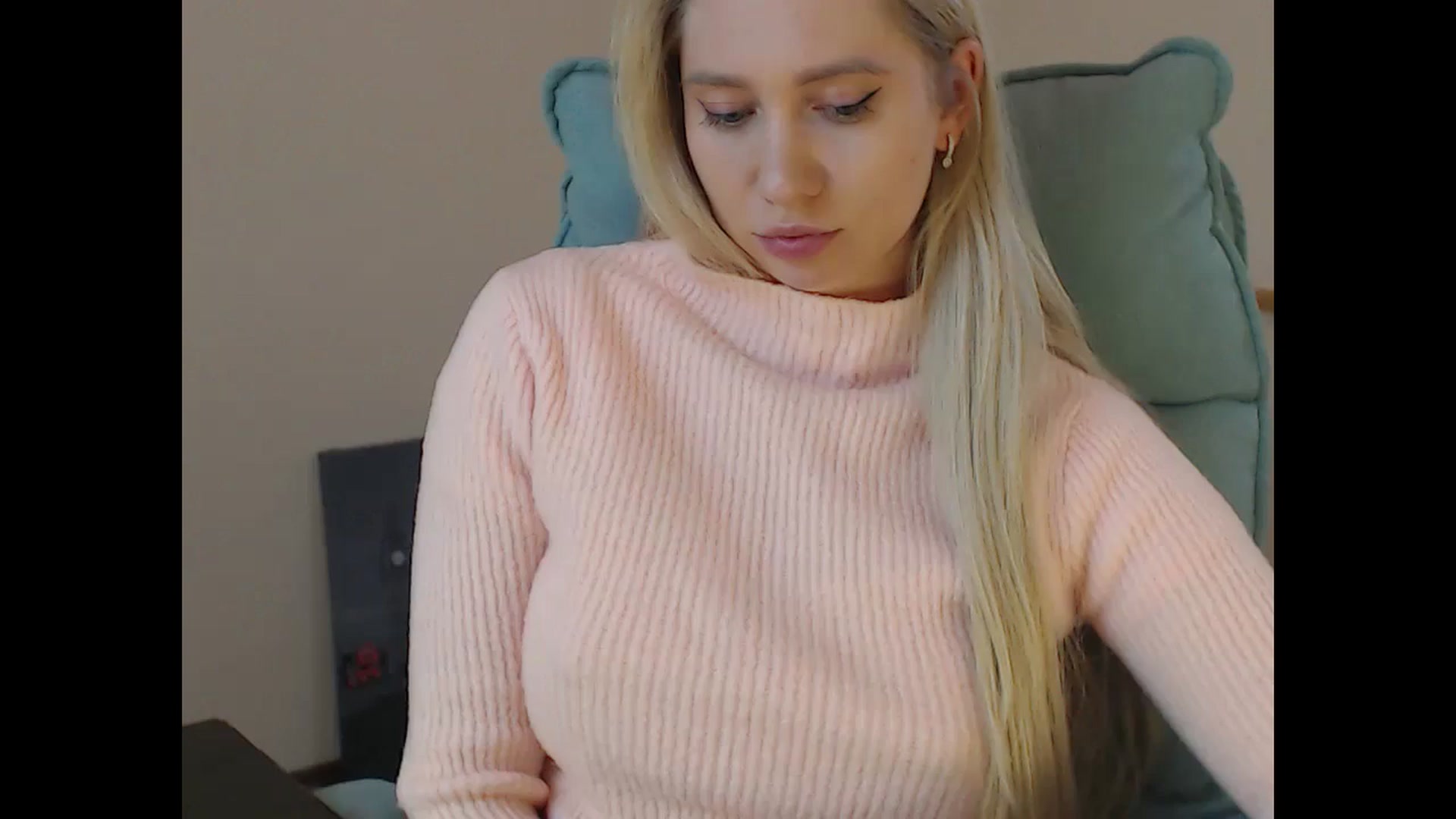 Gallery image thumbnail from Miss_Sylvia's myfreecams stream on, 03/01/2026, 20:48 image 20 of 20