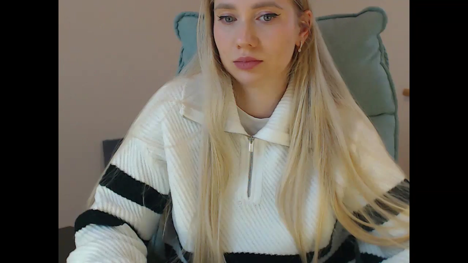 Gallery image thumbnail from Miss_Sylvia's myfreecams stream on, 03/02/2026, 17:58 image 5 of 20