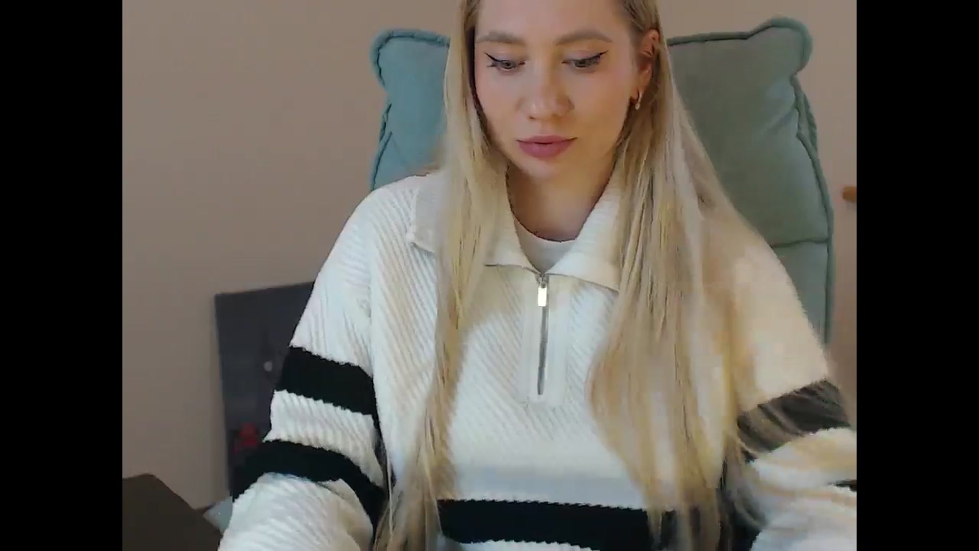 Gallery image thumbnail from Miss_Sylvia's myfreecams stream on, 03/02/2026, 17:58 image 8 of 20