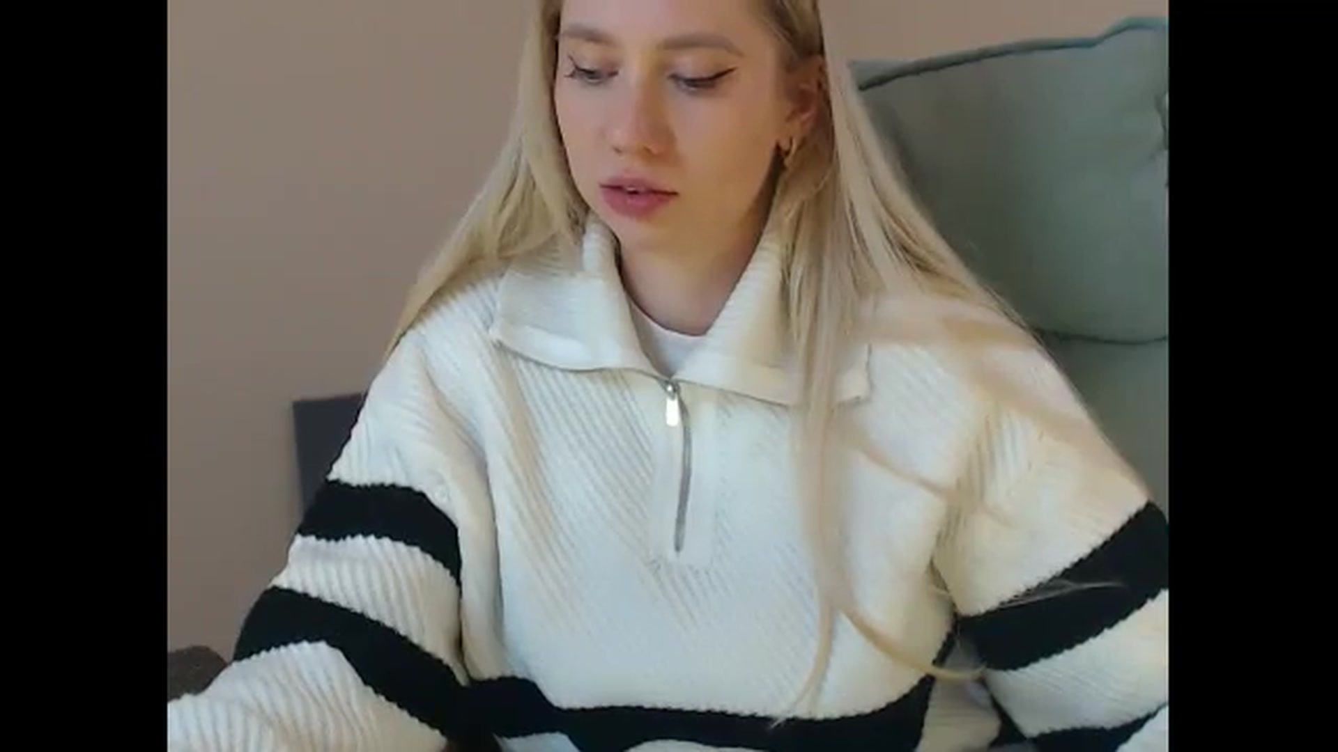Gallery image thumbnail from Miss_Sylvia's myfreecams stream on, 03/02/2026, 17:58 image 17 of 20