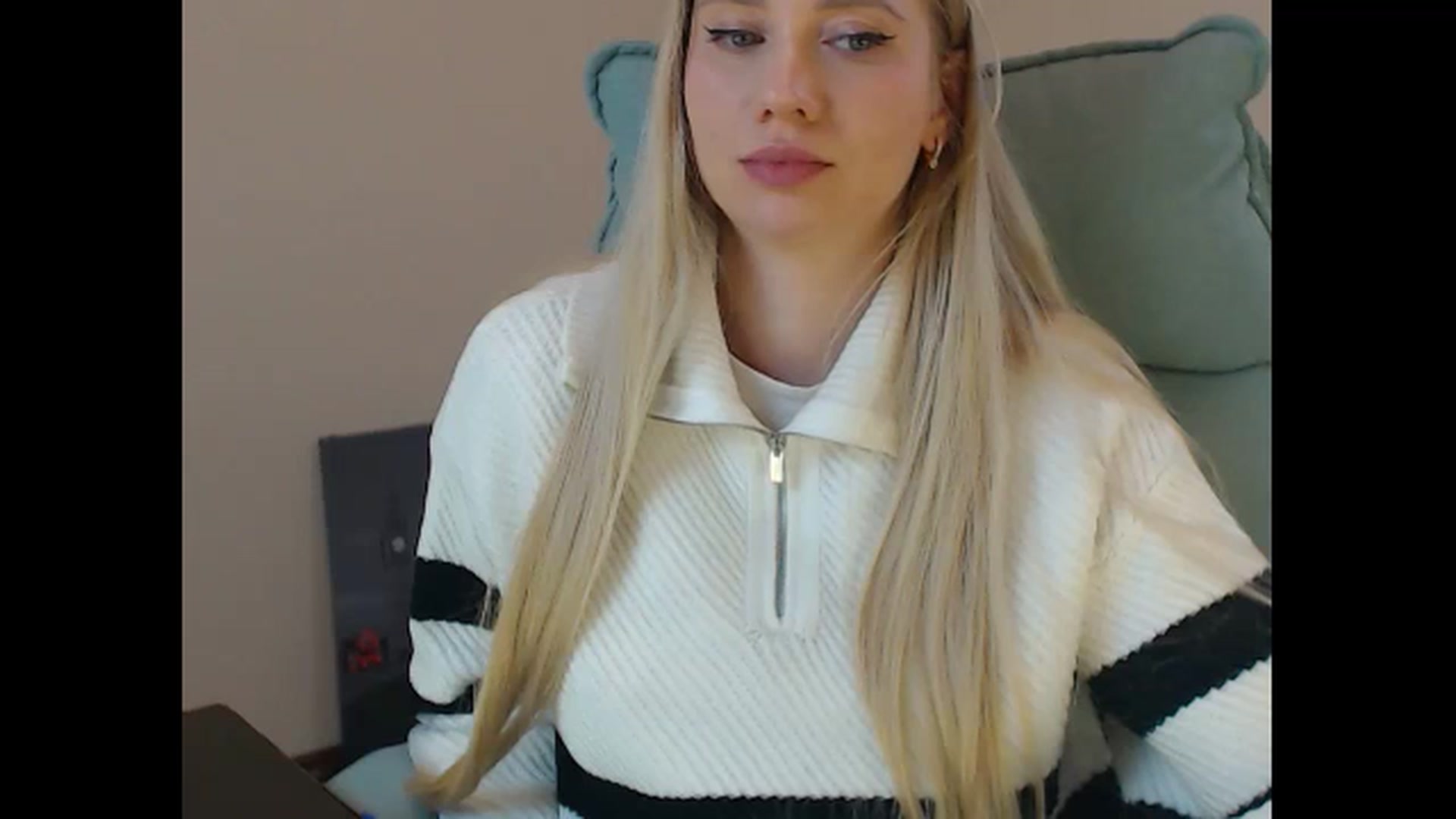 Gallery image thumbnail from Miss_Sylvia's myfreecams stream on, 03/02/2026, 17:58 image 13 of 20