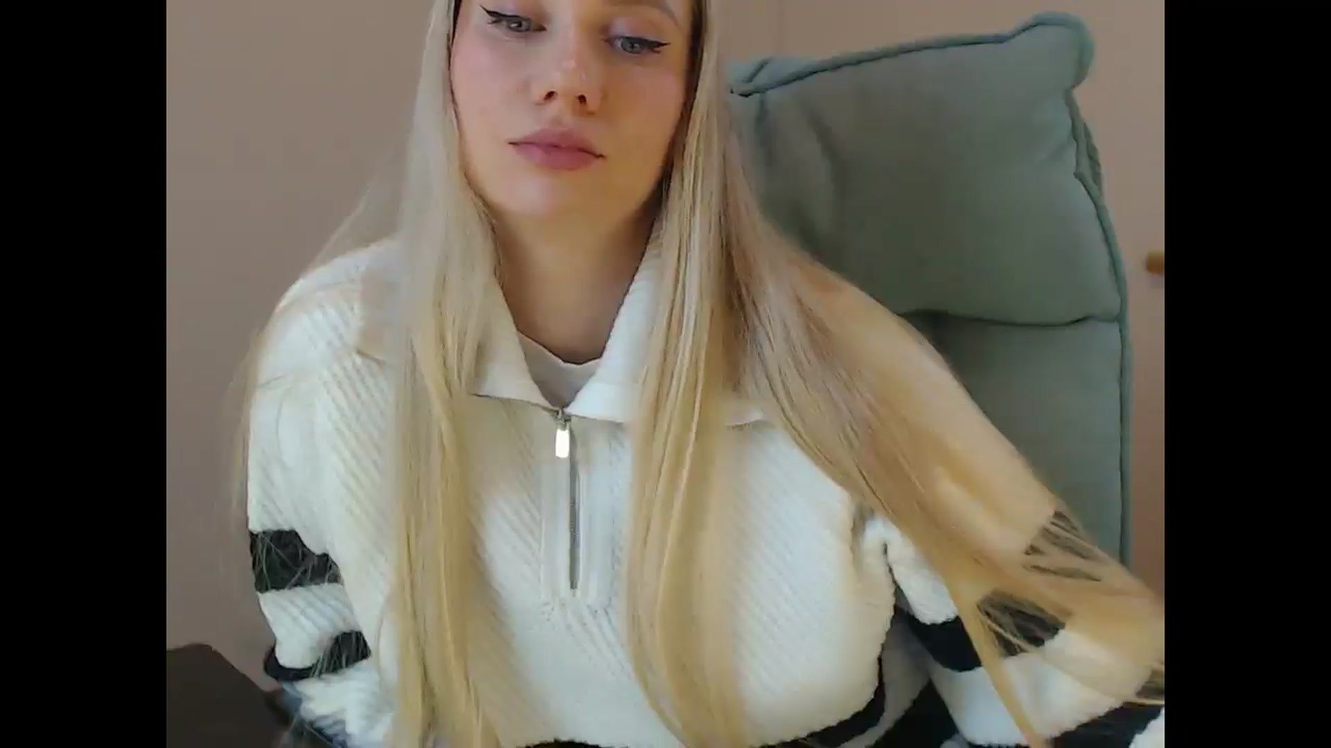 Gallery image thumbnail from Miss_Sylvia's myfreecams stream on, 03/02/2026, 17:58 image 3 of 20