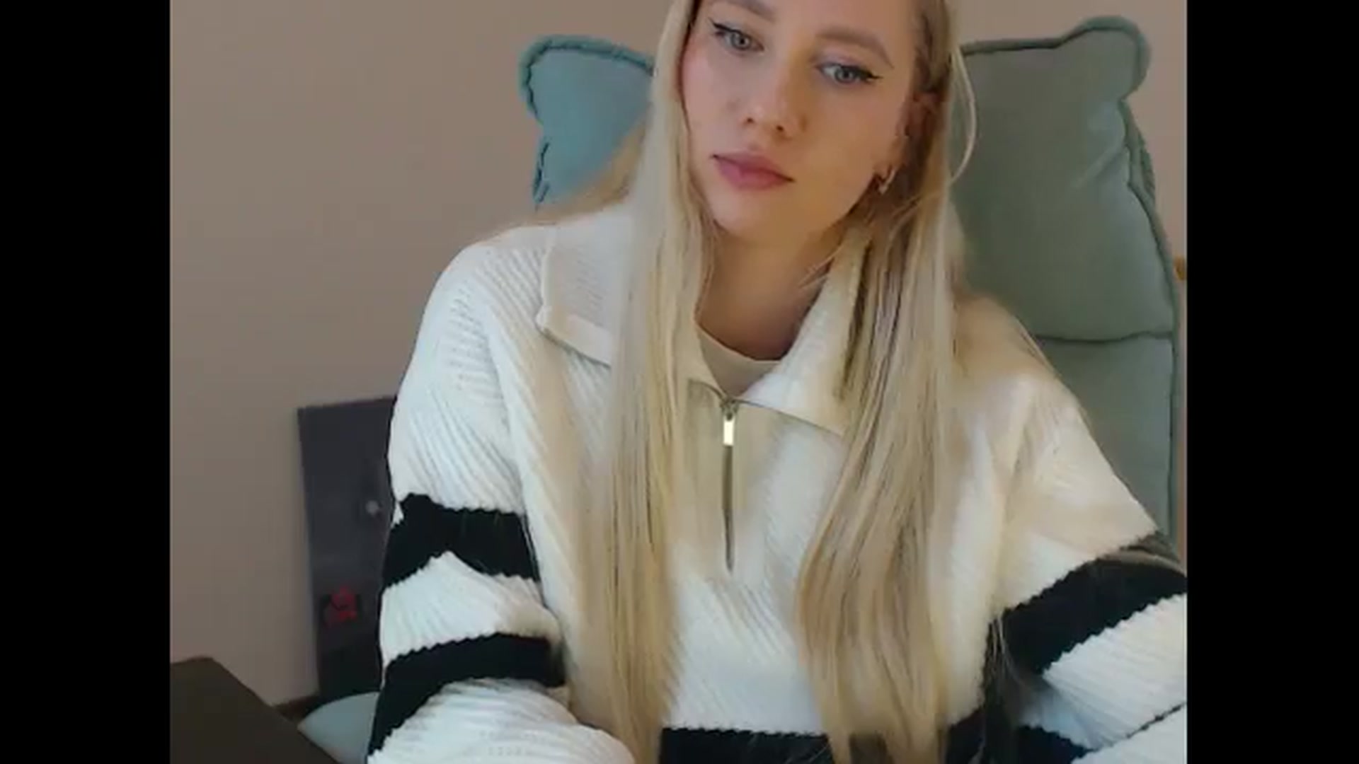 Gallery image thumbnail from Miss_Sylvia's myfreecams stream on, 03/02/2026, 17:58 image 15 of 20