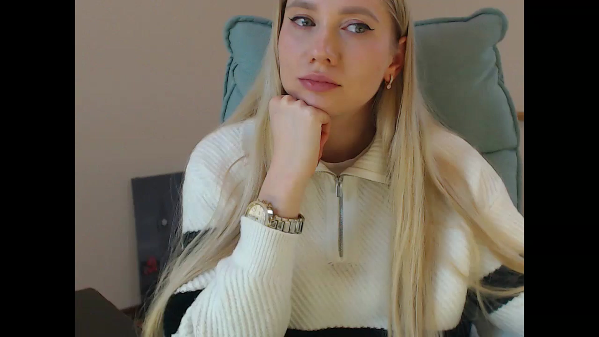 Gallery image thumbnail from Miss_Sylvia's myfreecams stream on, 03/02/2026, 18:54 image 5 of 20