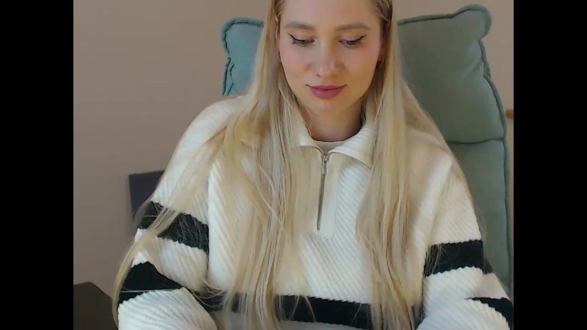 Gallery image thumbnail from Miss_Sylvia's myfreecams stream on, 03/02/2026, 18:54 image 11 of 20