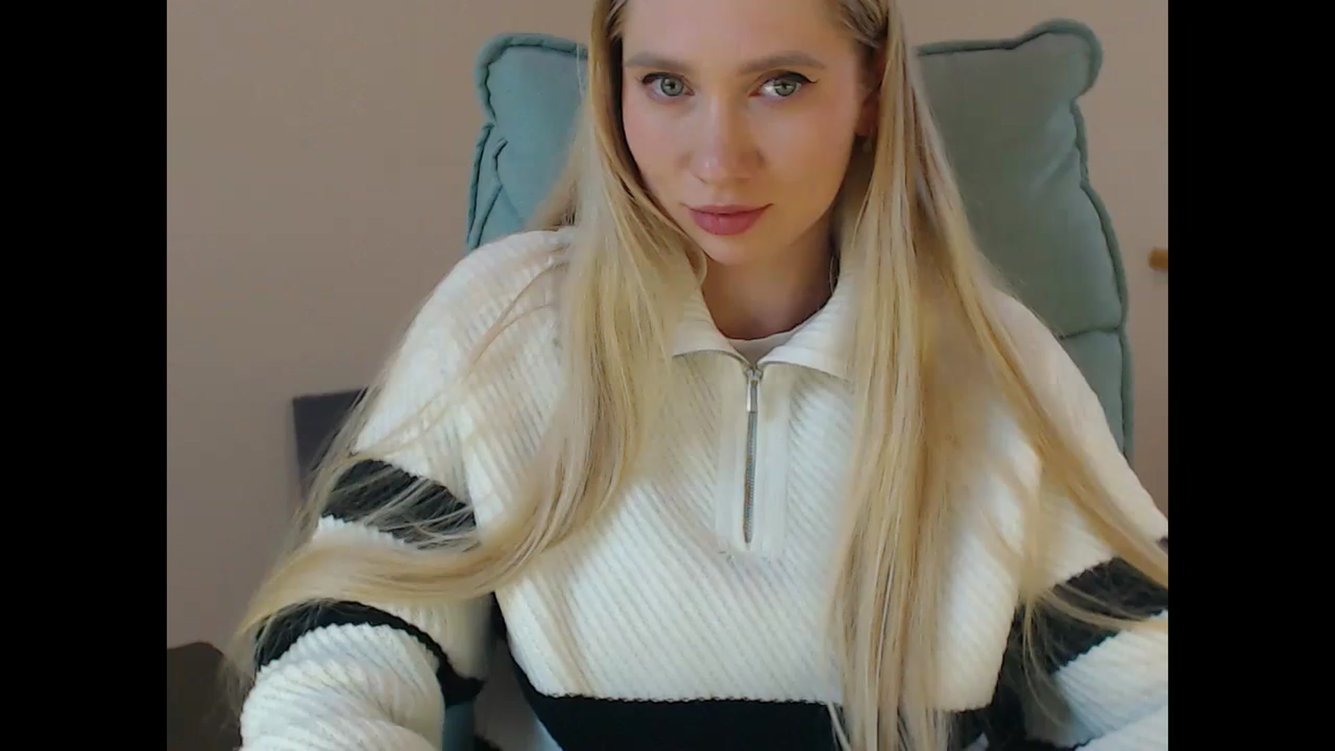 Gallery image thumbnail from Miss_Sylvia's myfreecams stream on, 03/02/2026, 18:54 image 6 of 20