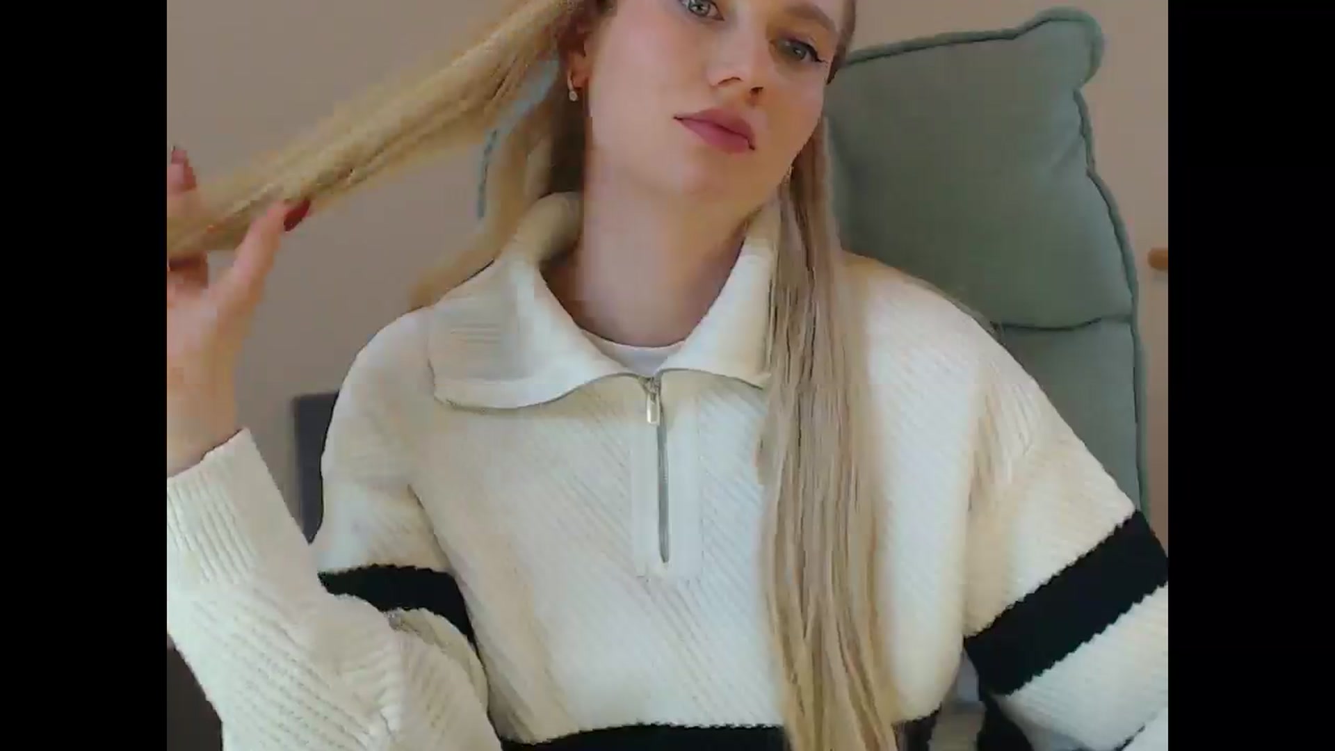 Gallery image thumbnail from Miss_Sylvia's myfreecams stream on, 03/02/2026, 18:54 image 18 of 20