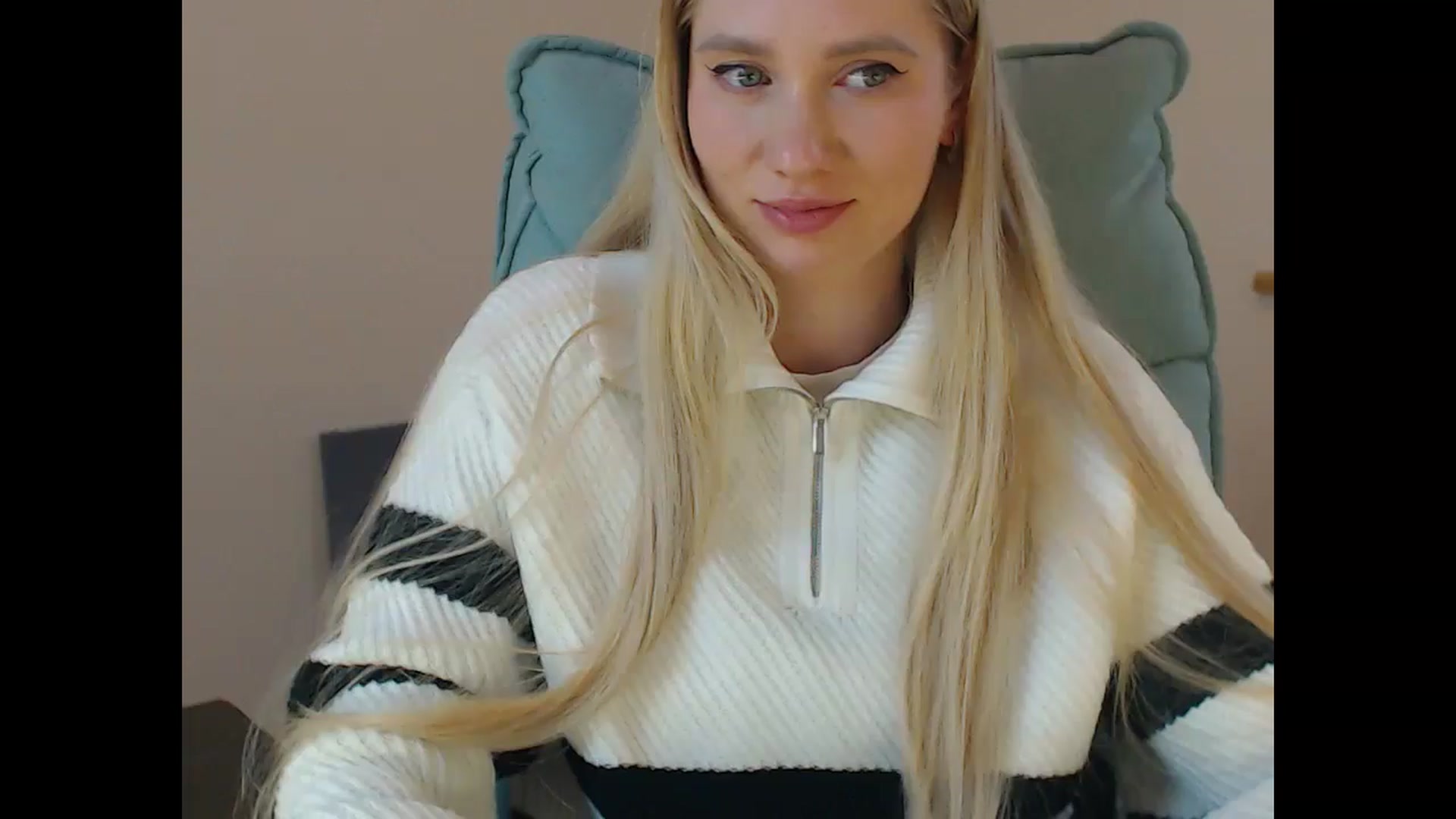 Gallery image thumbnail from Miss_Sylvia's myfreecams stream on, 03/02/2026, 18:54 image 8 of 20