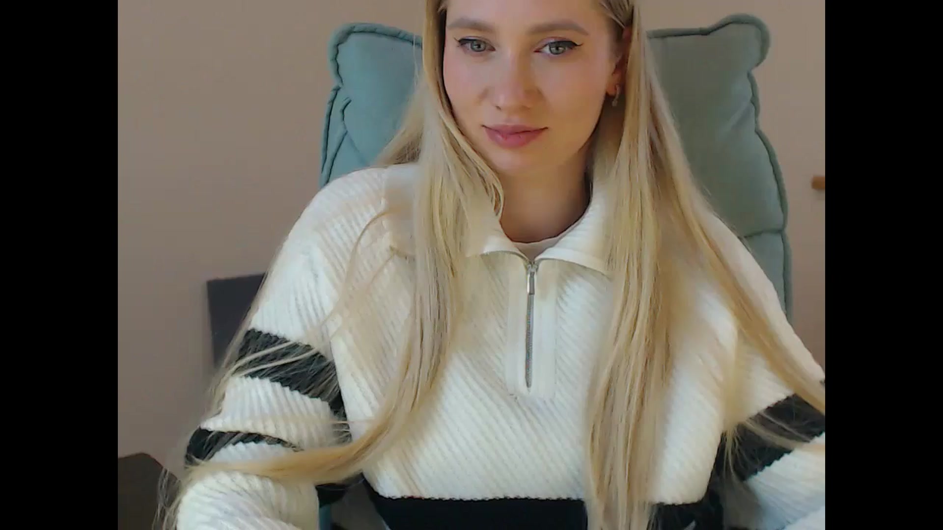 Gallery image thumbnail from Miss_Sylvia's myfreecams stream on, 03/02/2026, 18:54 image 9 of 20