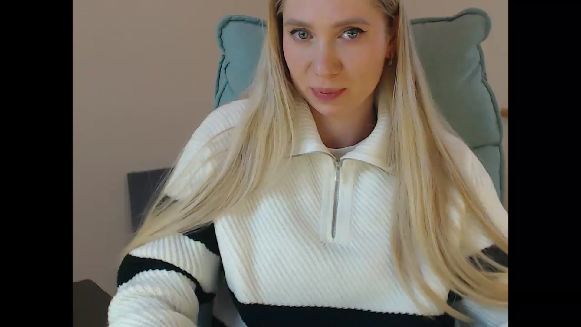 Gallery image thumbnail from Miss_Sylvia's myfreecams stream on, 03/02/2026, 18:54 image 1 of 20
