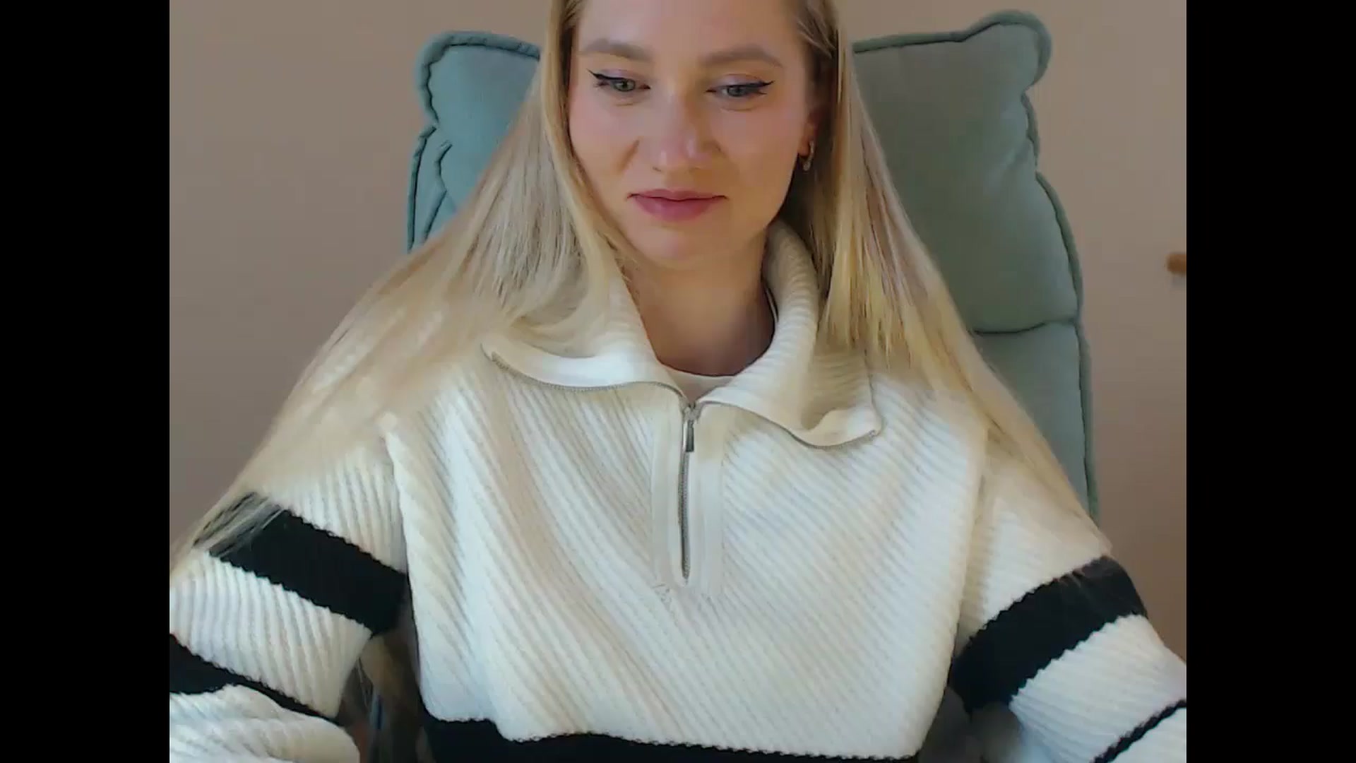 Gallery image thumbnail from Miss_Sylvia's myfreecams stream on, 03/02/2026, 20:09 image 7 of 20
