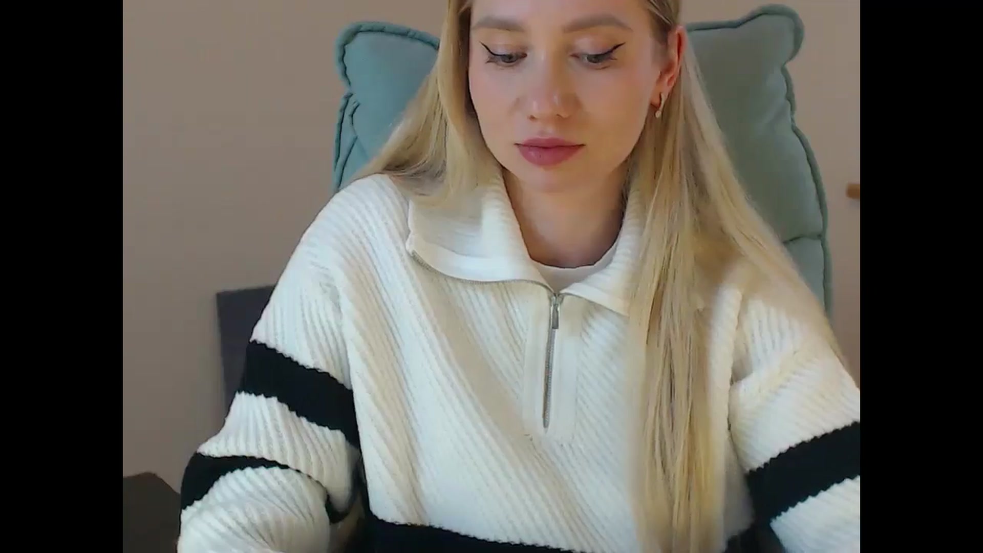 Gallery image thumbnail from Miss_Sylvia's myfreecams stream on, 03/02/2026, 20:09 image 11 of 20