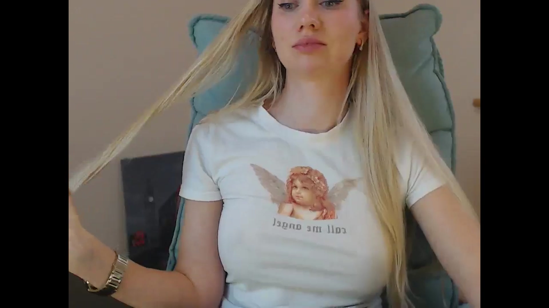 Gallery image thumbnail from Miss_Sylvia's myfreecams stream on, 03/02/2026, 21:17 image 17 of 20