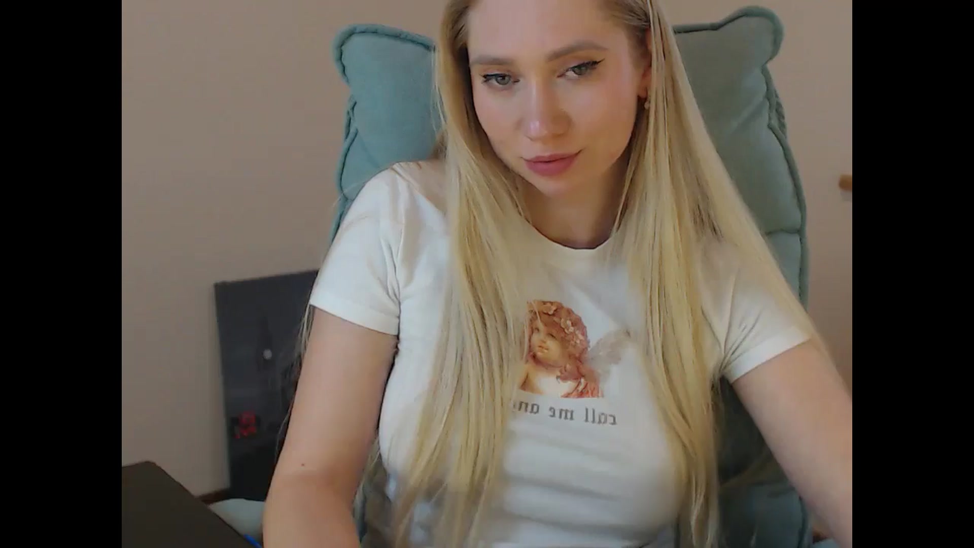 Gallery image thumbnail from Miss_Sylvia's myfreecams stream on, 03/02/2026, 21:17 image 13 of 20